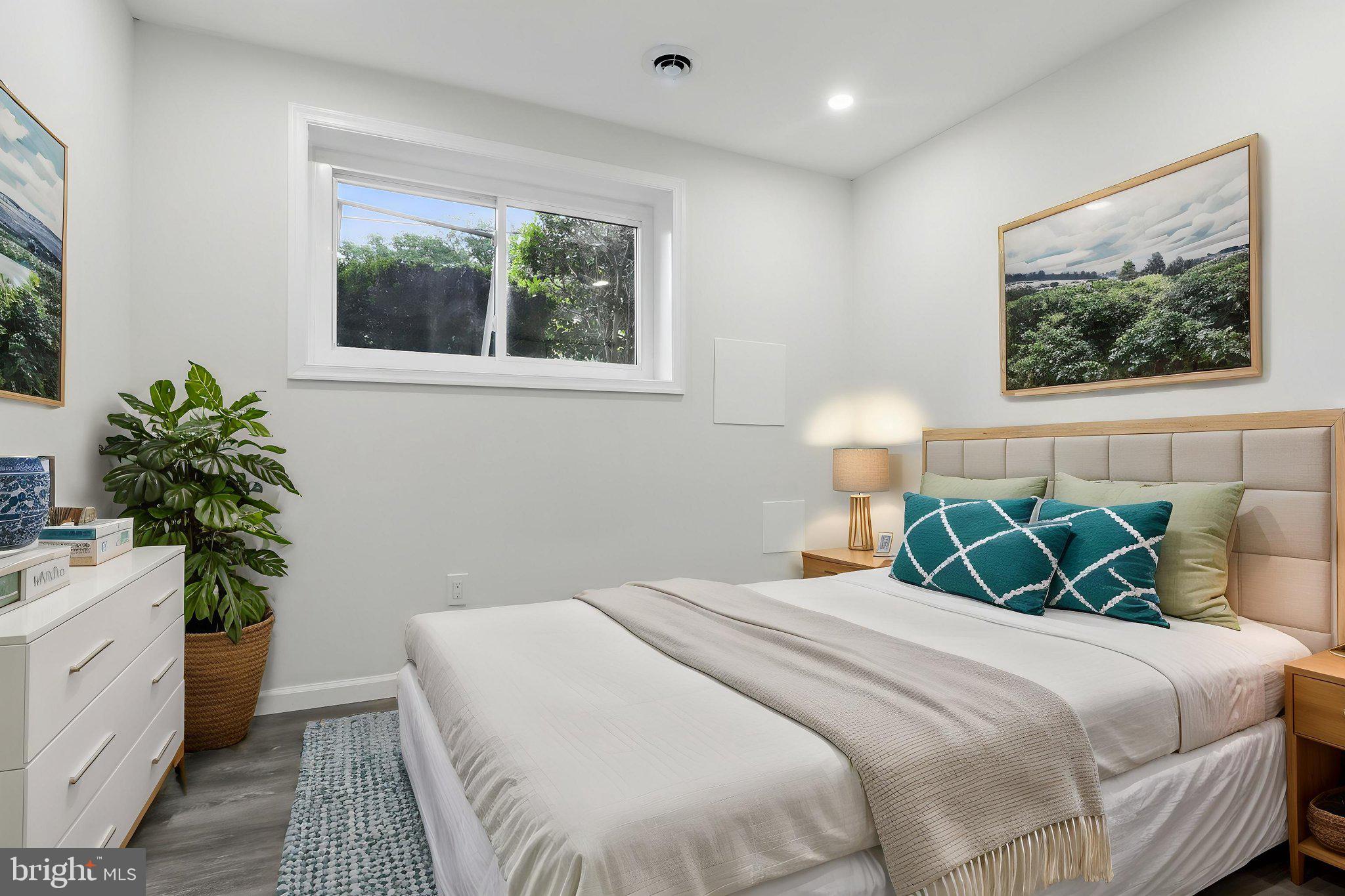 HICKORY HILL - Residential