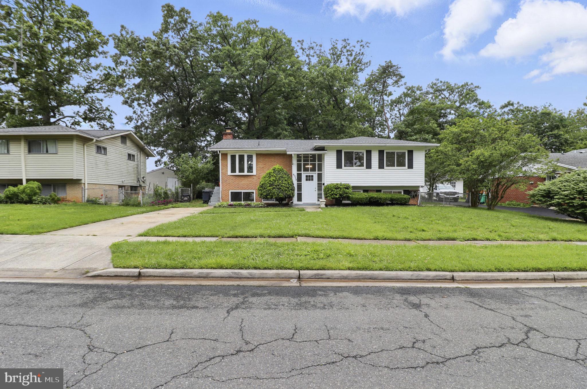 HICKORY HILL - Residential