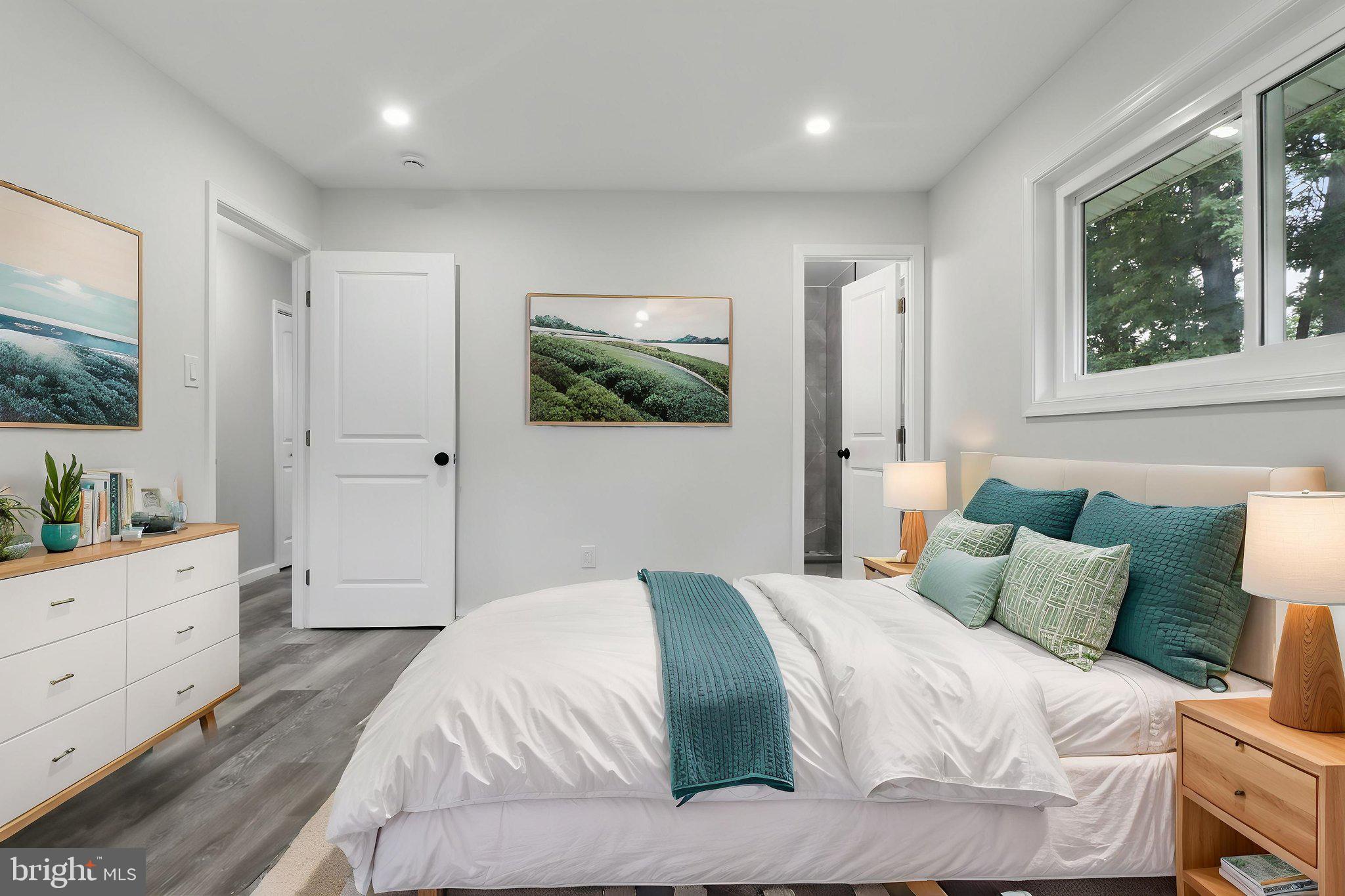 HICKORY HILL - Residential