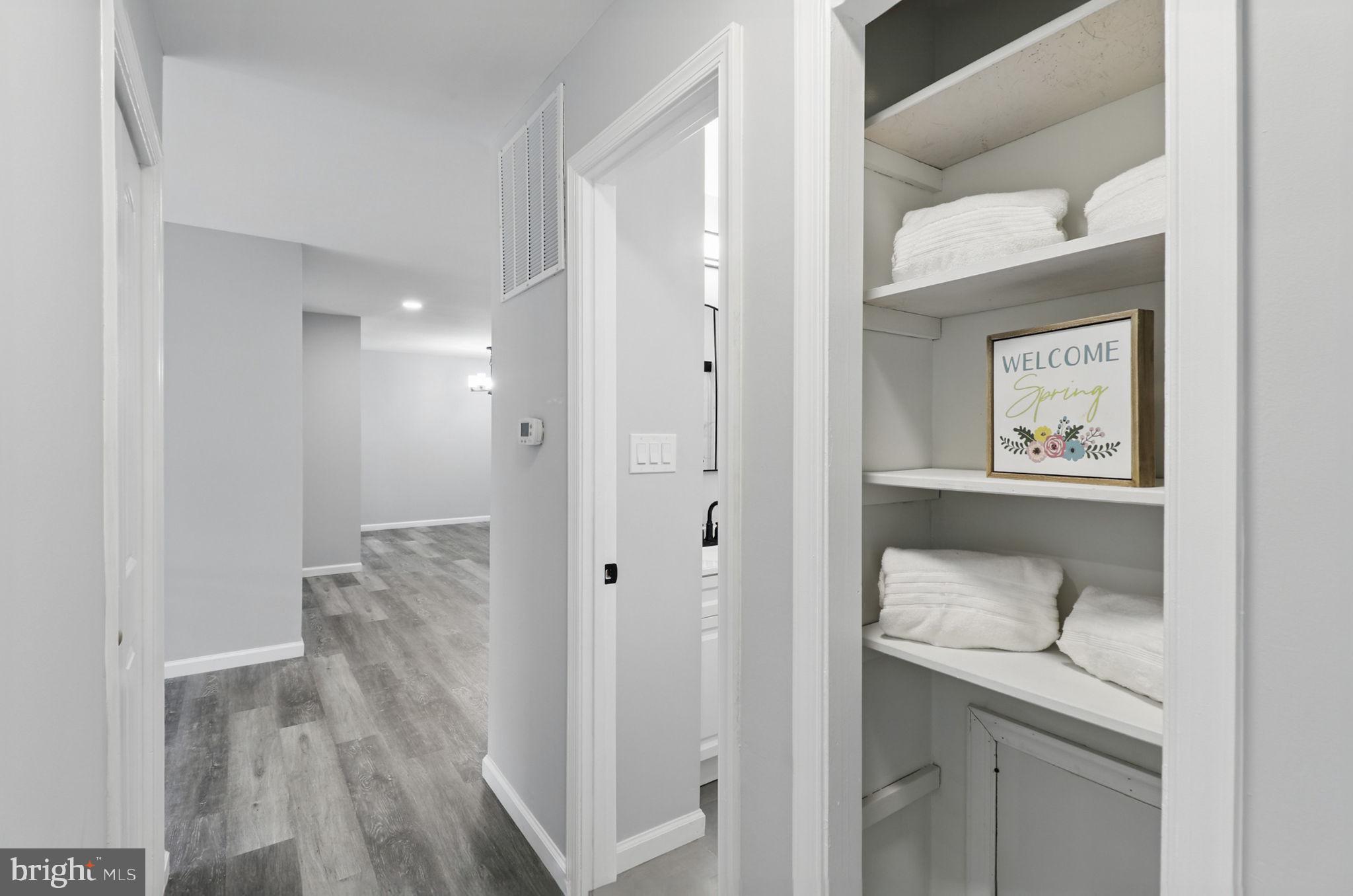 HICKORY HILL - Residential