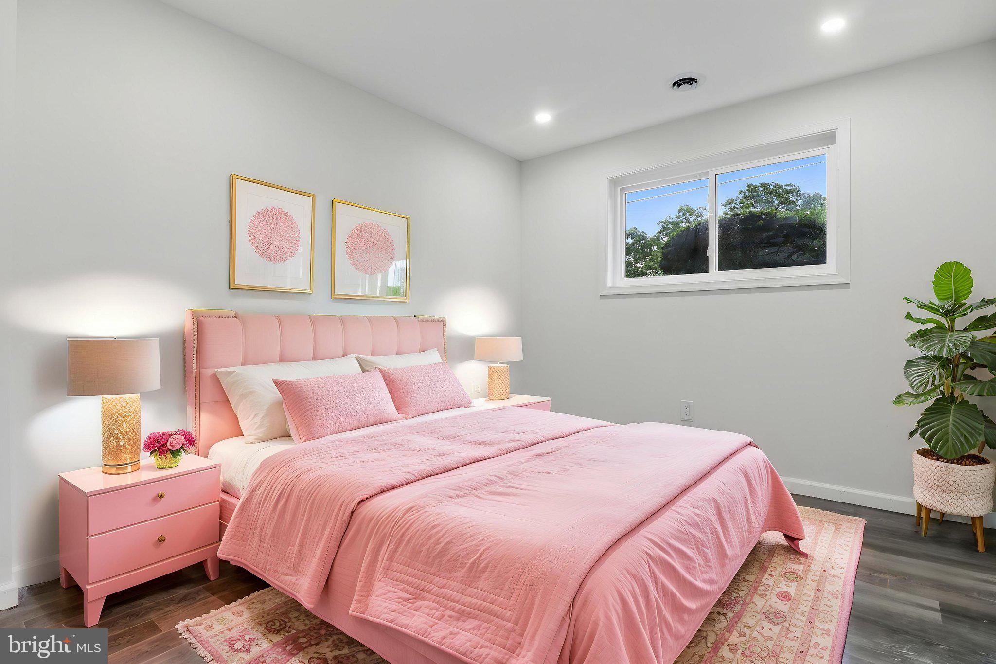 HICKORY HILL - Residential