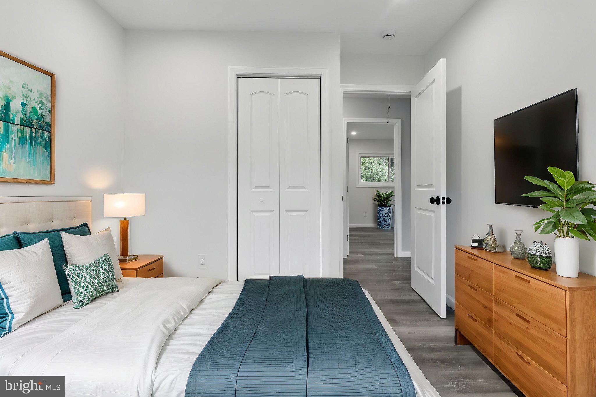 HICKORY HILL - Residential