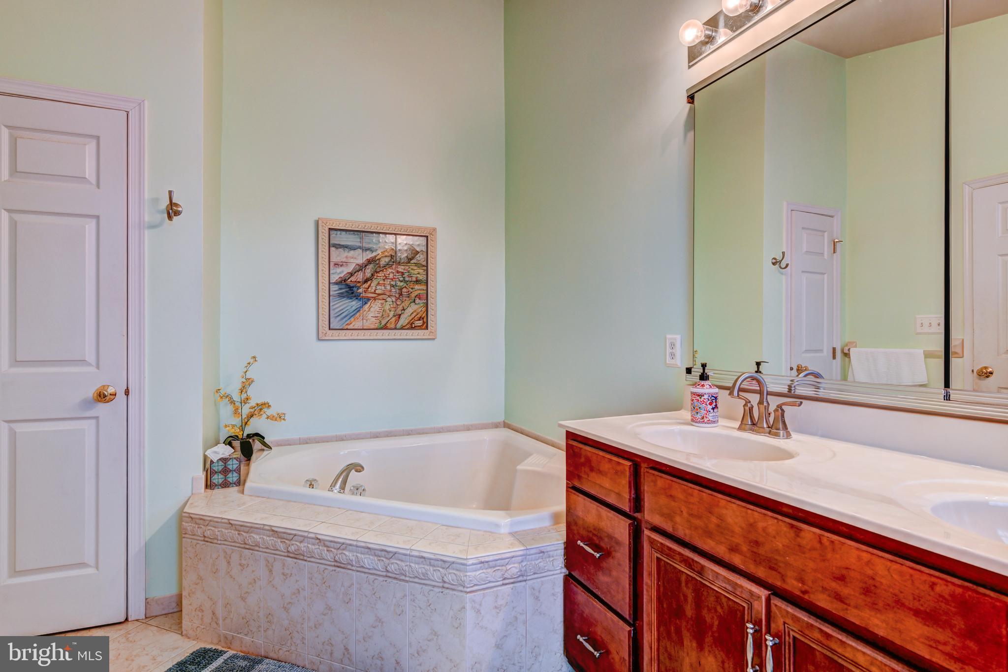 ARBOR POINT - Residential