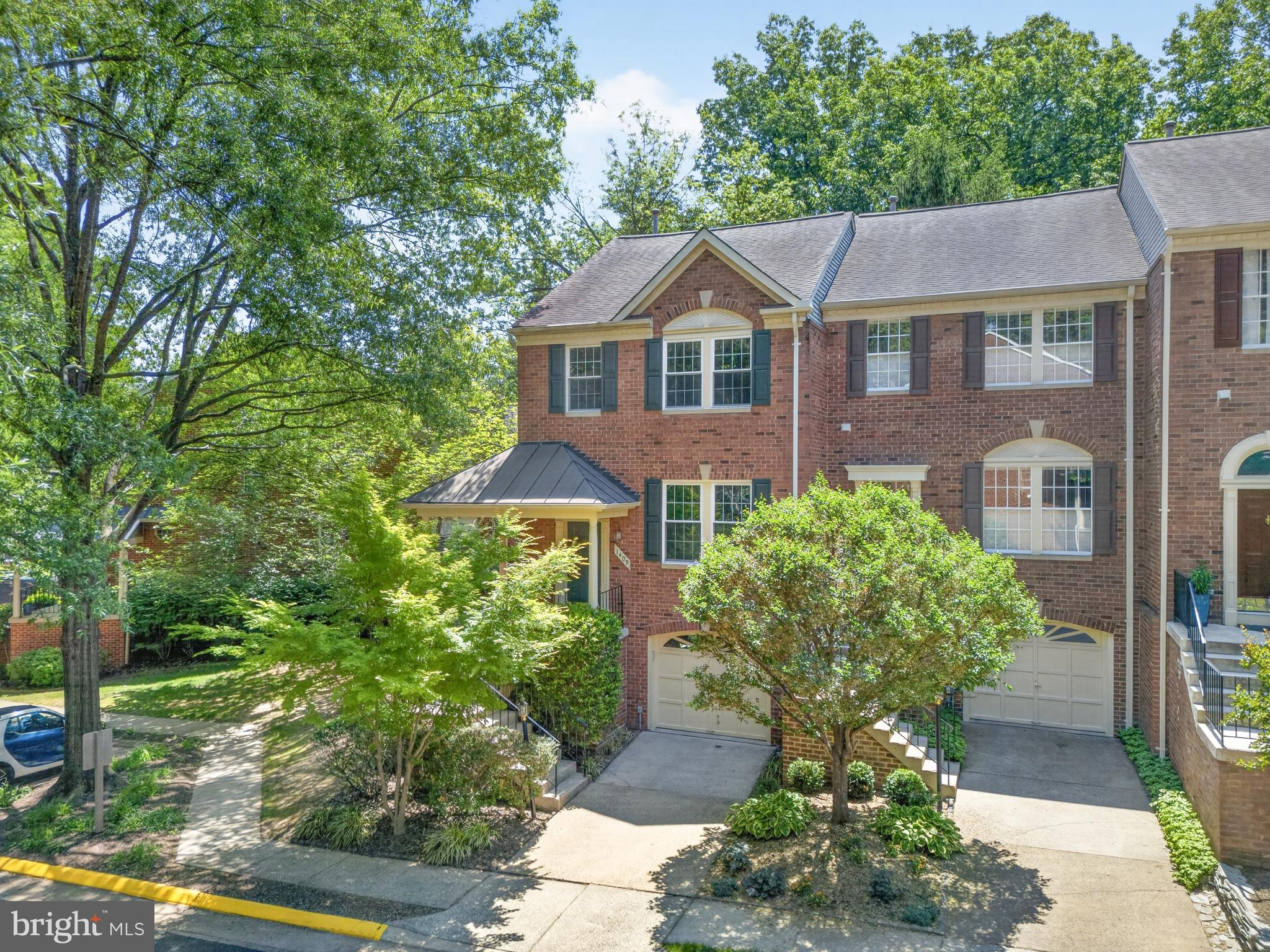 1409 PARK GARDEN LANE
