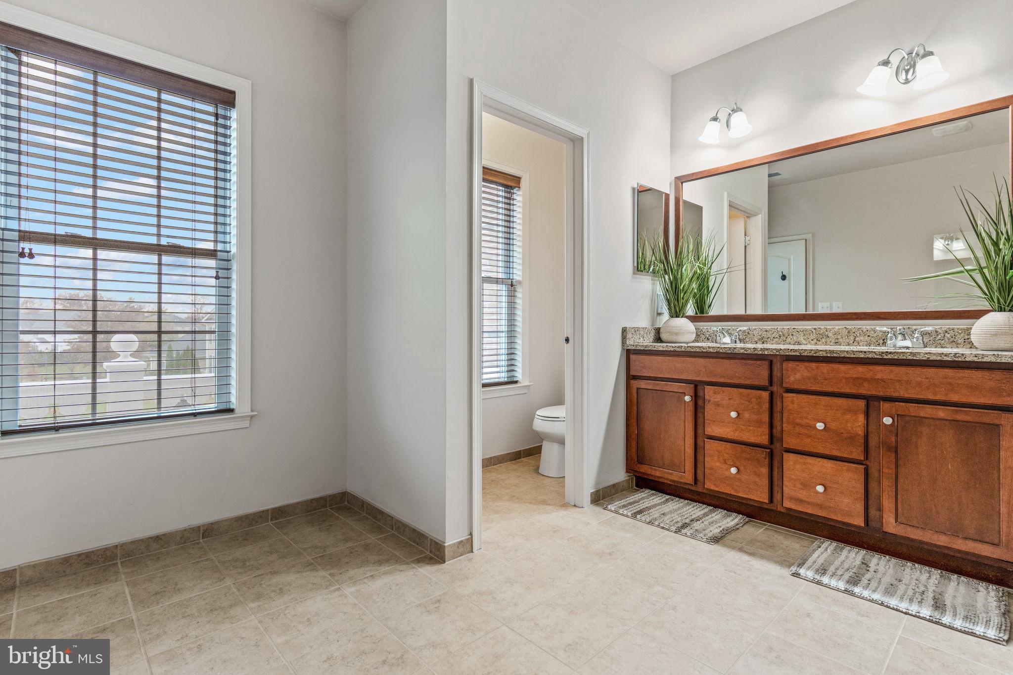 LOUDOUN VALLEY ESTATES 2 - Residential