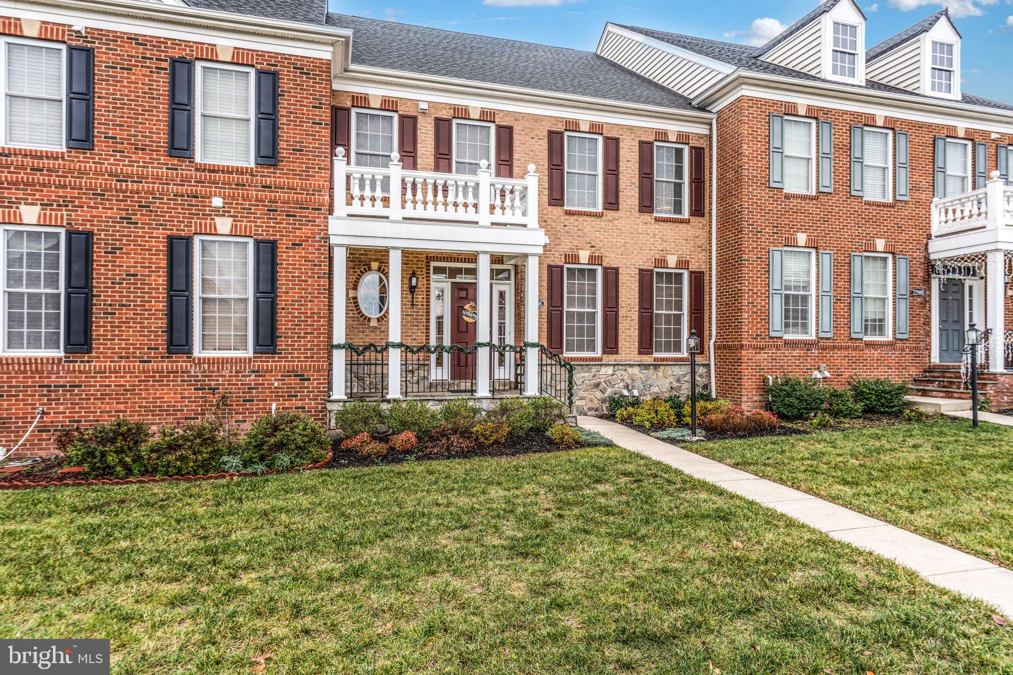 LOUDOUN VALLEY ESTATES 2 - Residential
