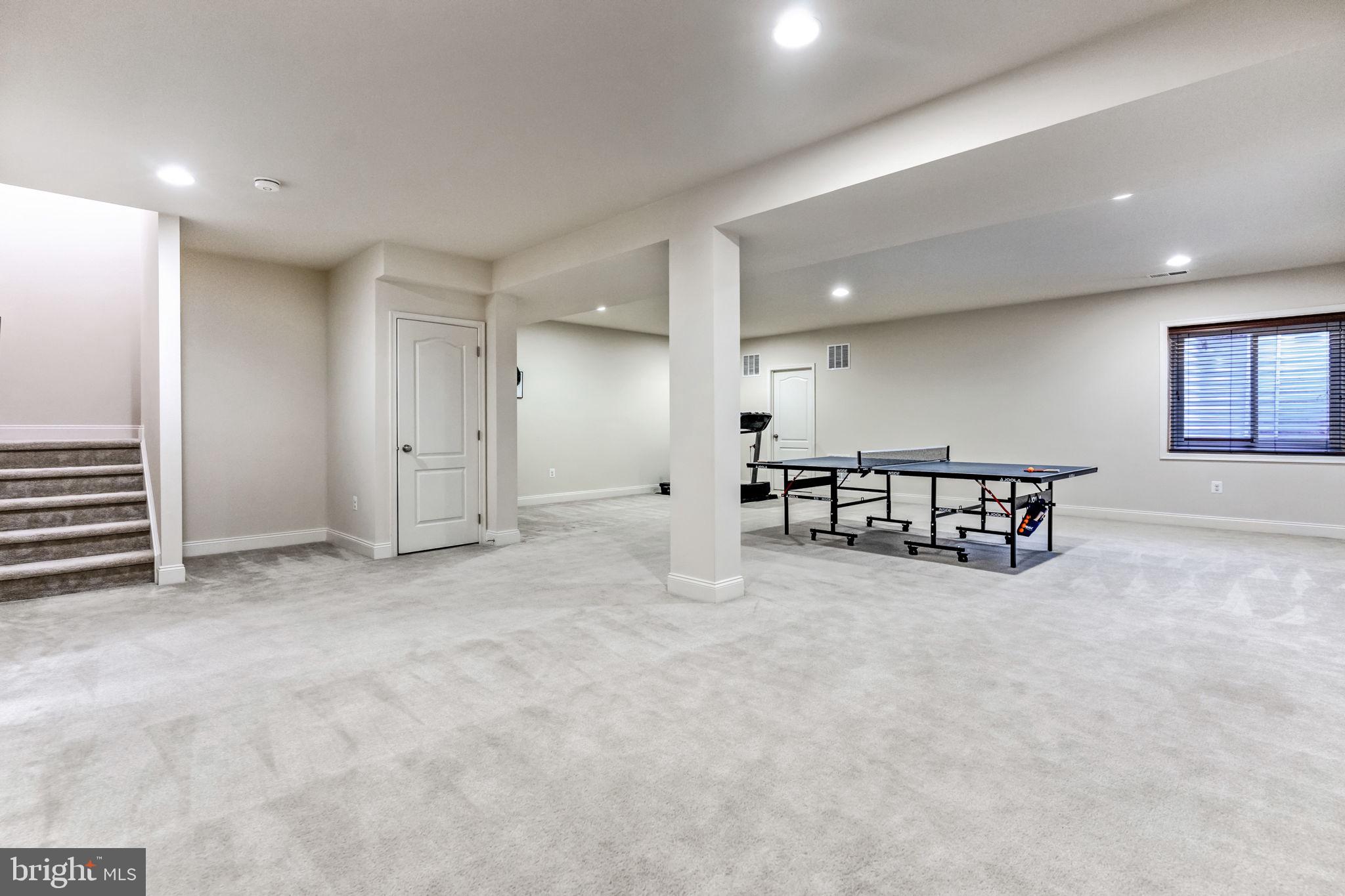 LOUDOUN VALLEY ESTATES 2 - Residential