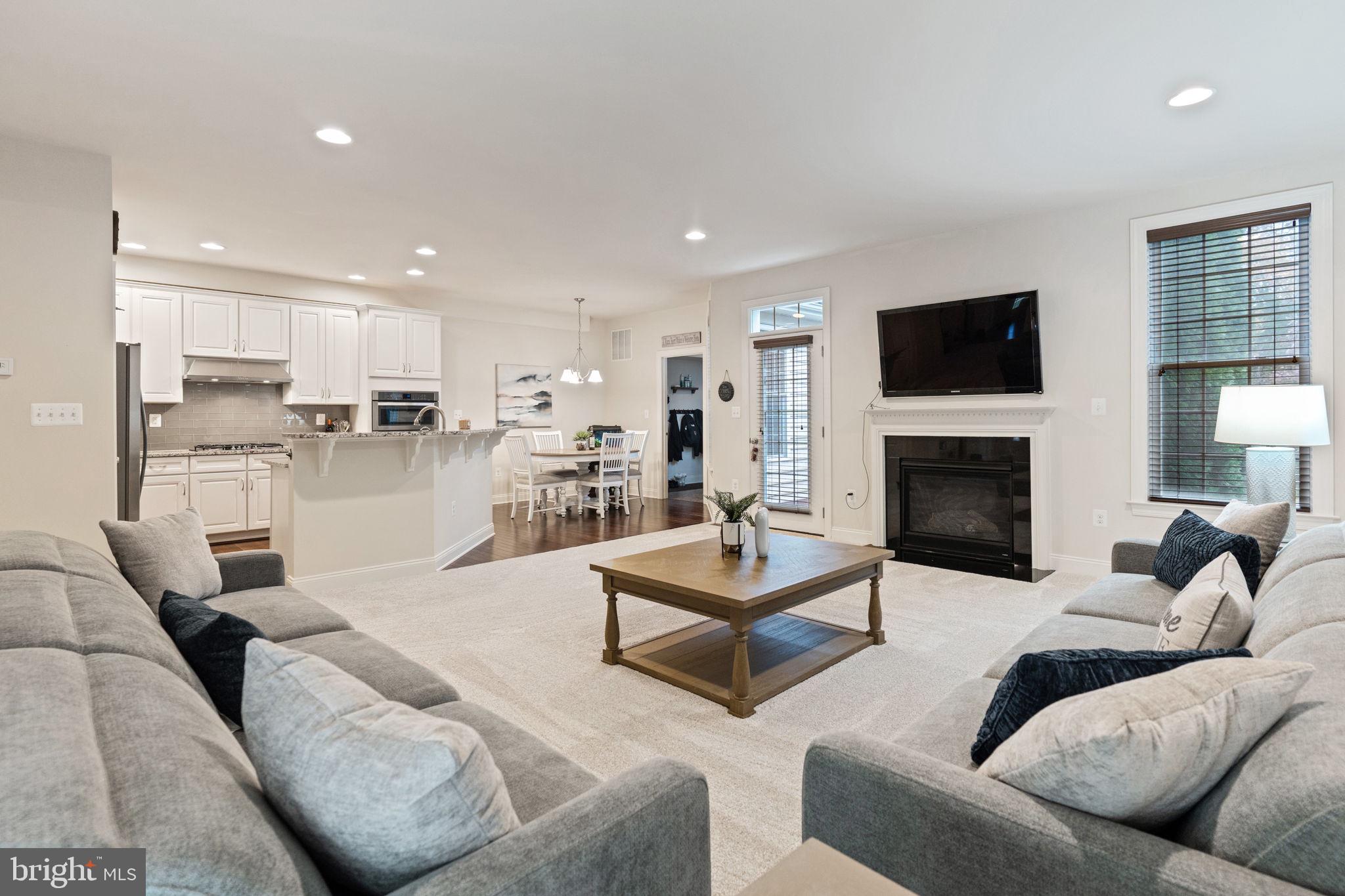 LOUDOUN VALLEY ESTATES 2 - Residential