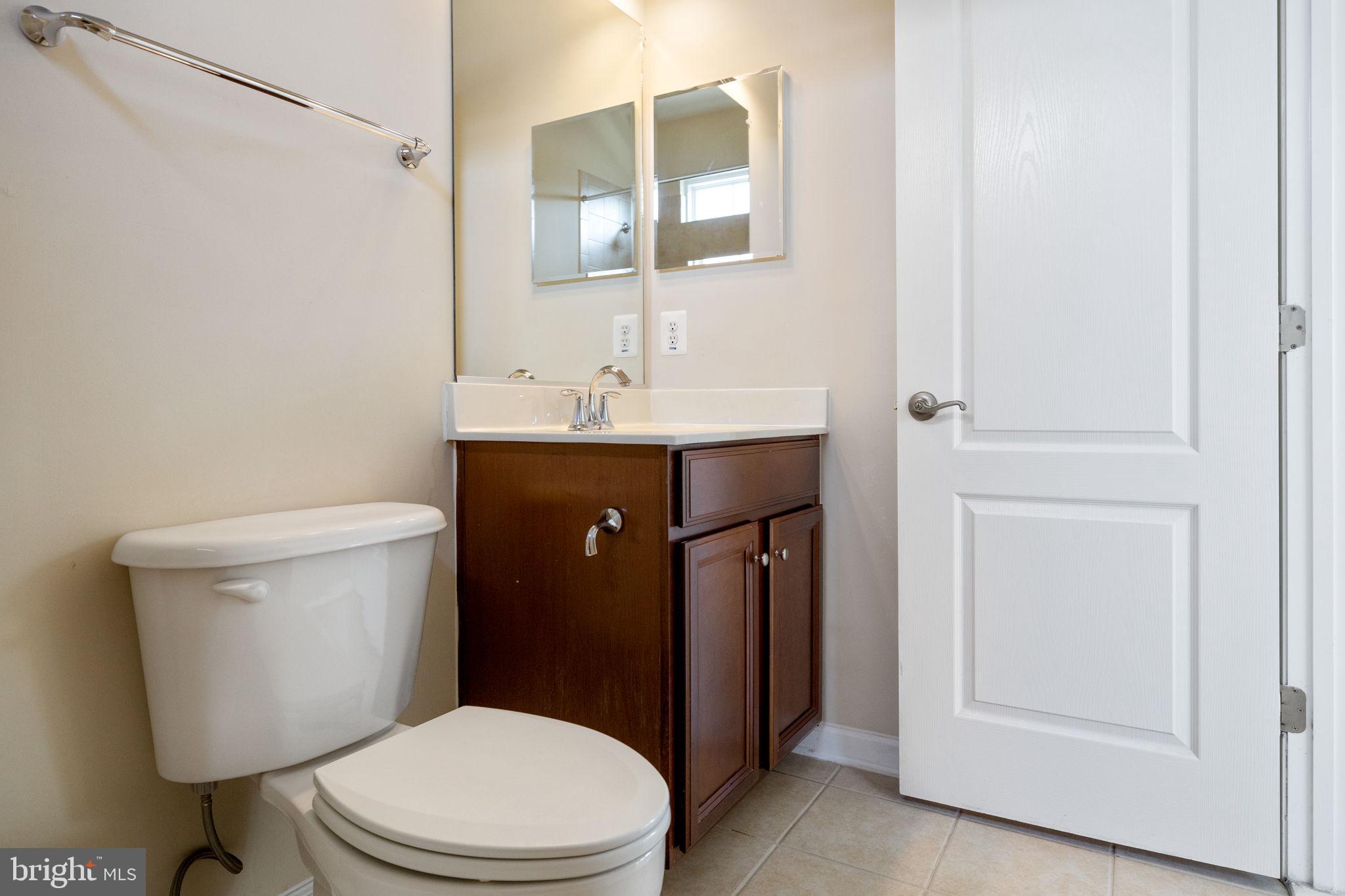 LANSDOWNE TOWN CENTER - Residential