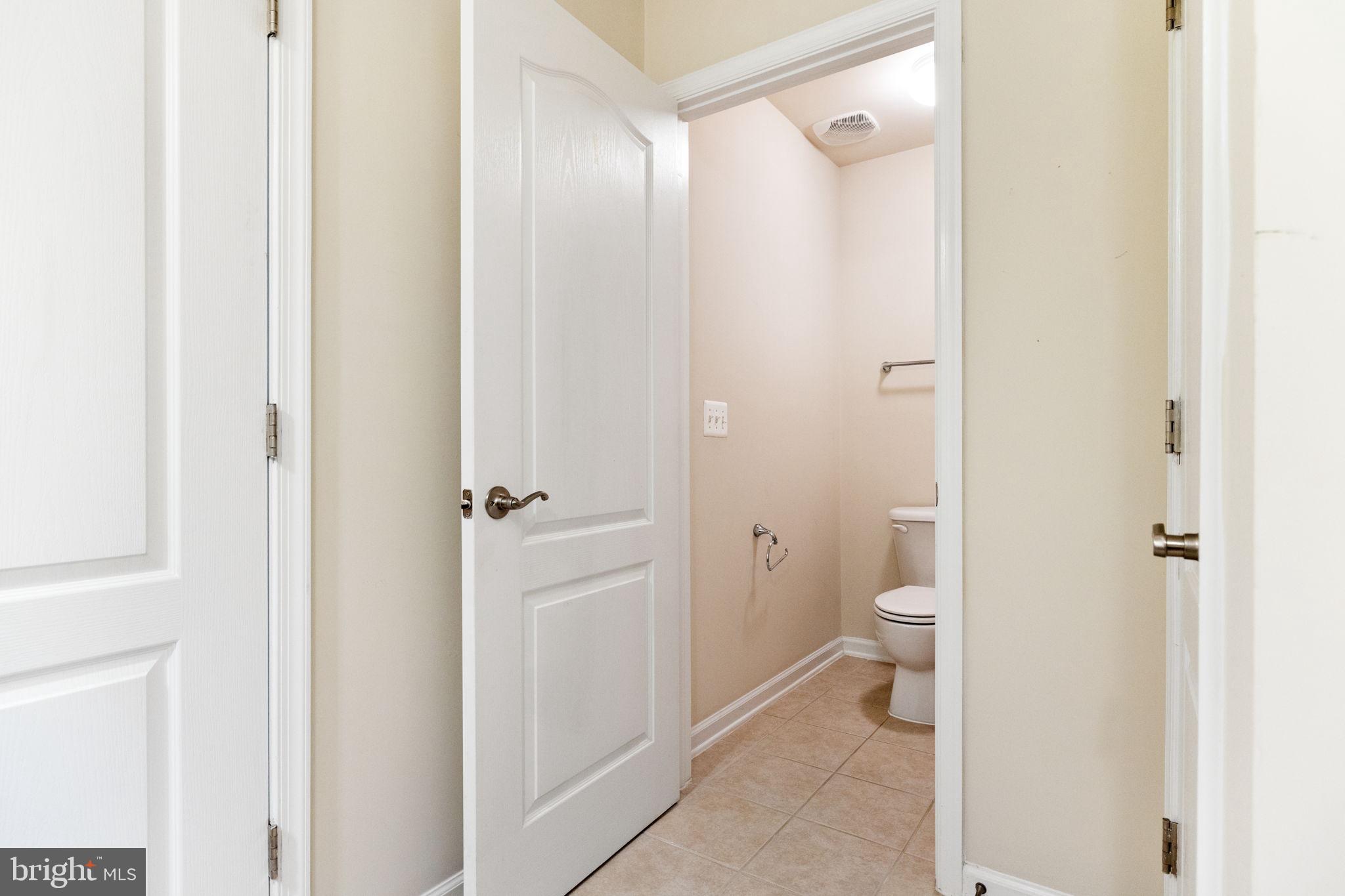 LANSDOWNE TOWN CENTER - Residential