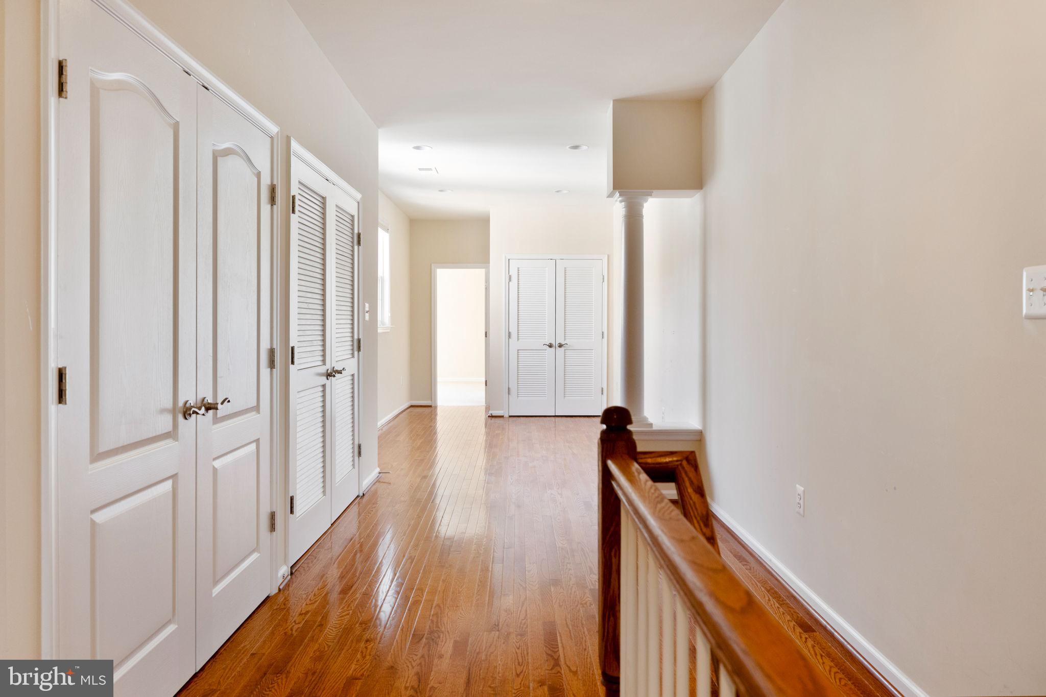 LANSDOWNE TOWN CENTER - Residential