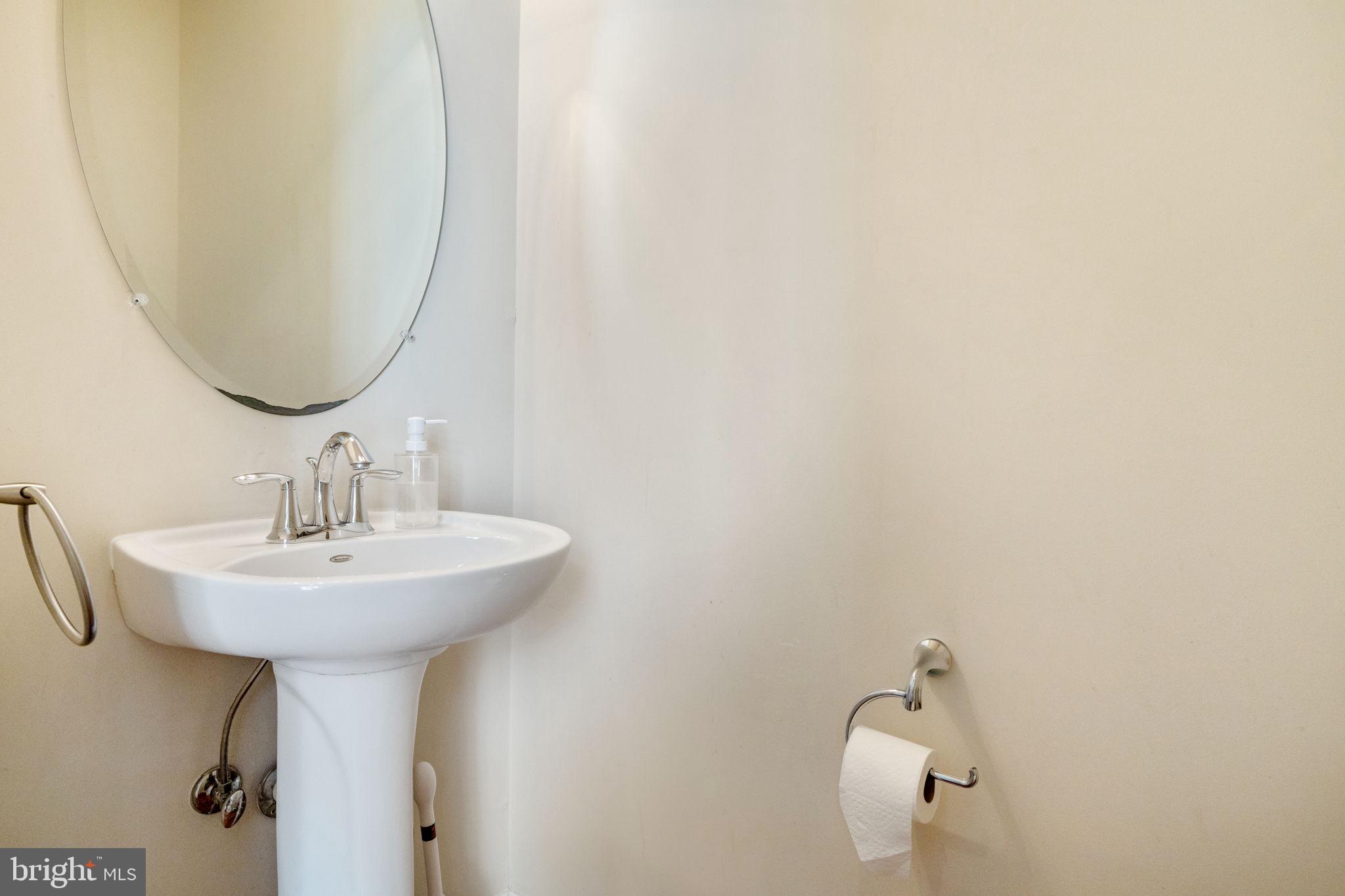 LANSDOWNE TOWN CENTER - Residential