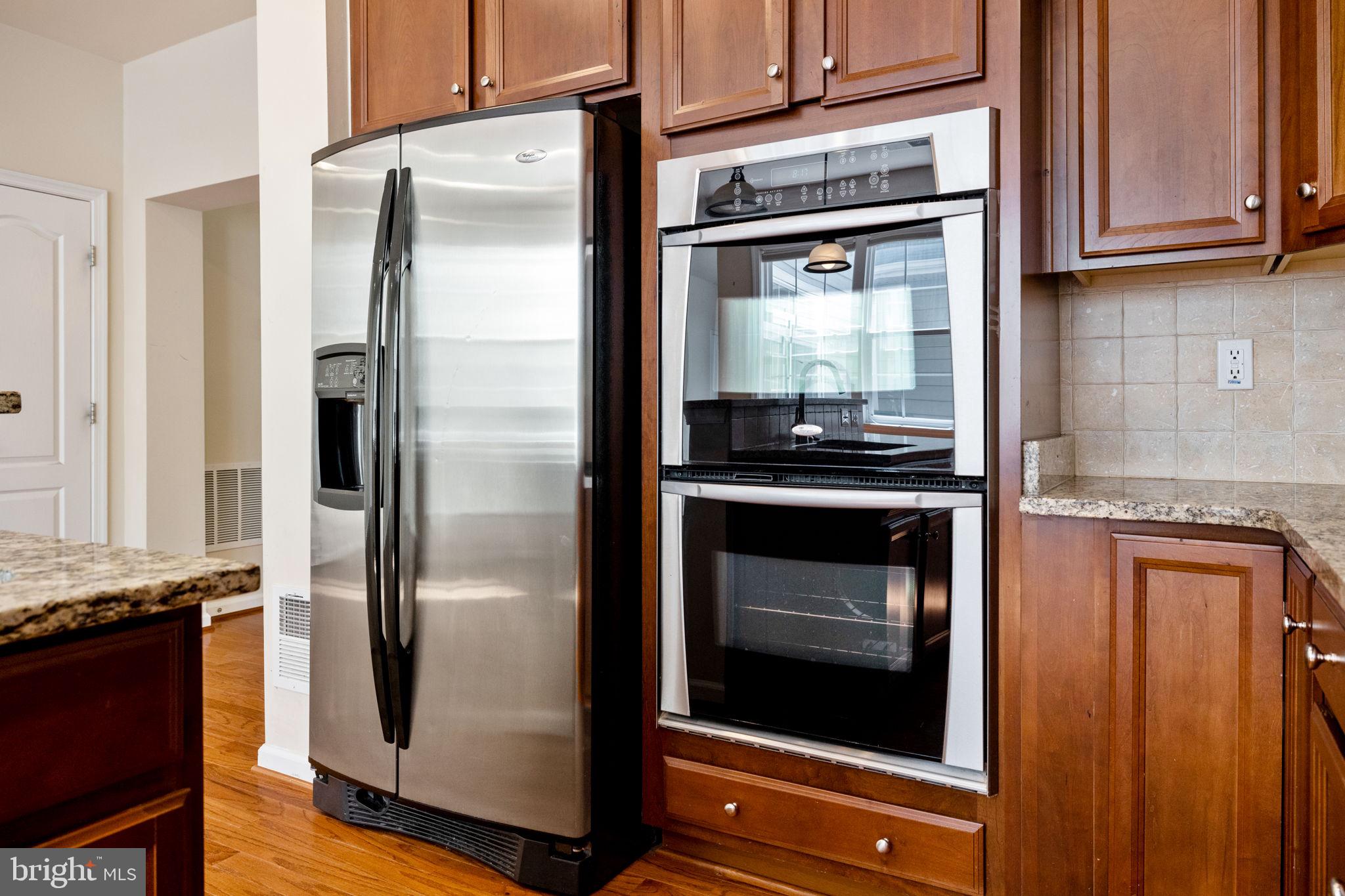 LANSDOWNE TOWN CENTER - Residential