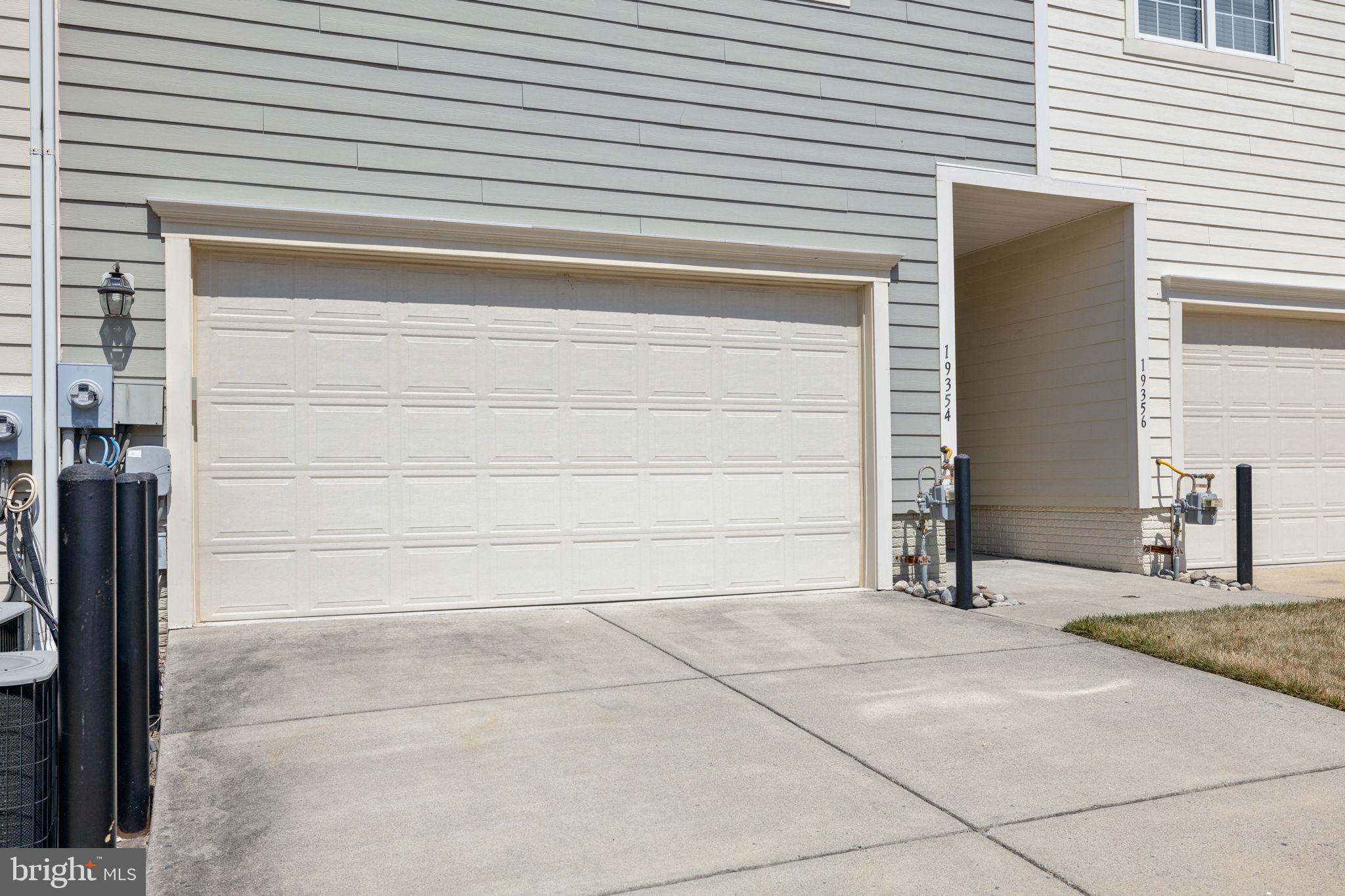 LANSDOWNE TOWN CENTER - Residential