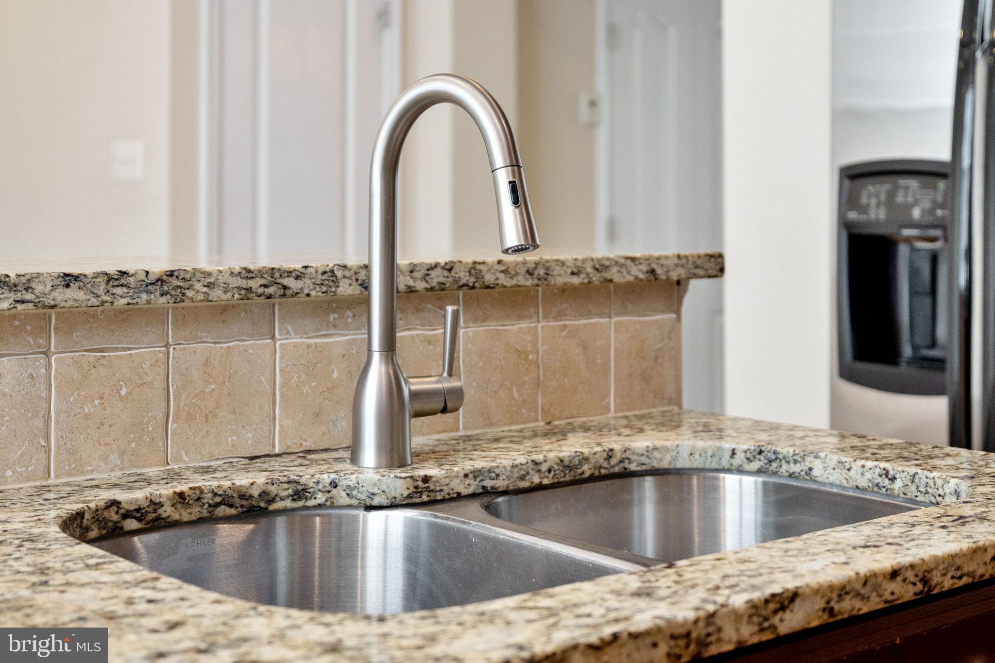 LANSDOWNE TOWN CENTER - Residential