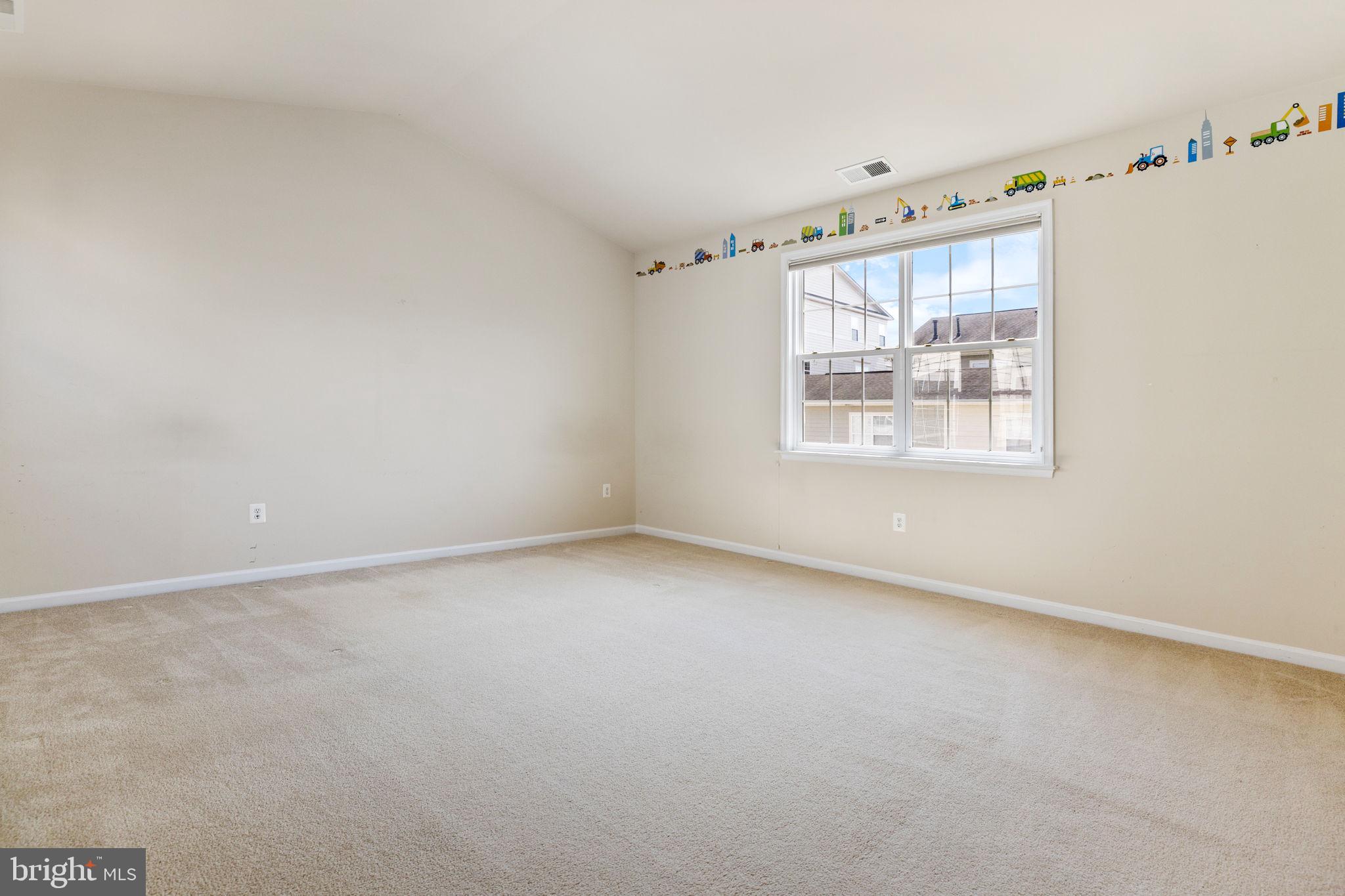 LANSDOWNE TOWN CENTER - Residential