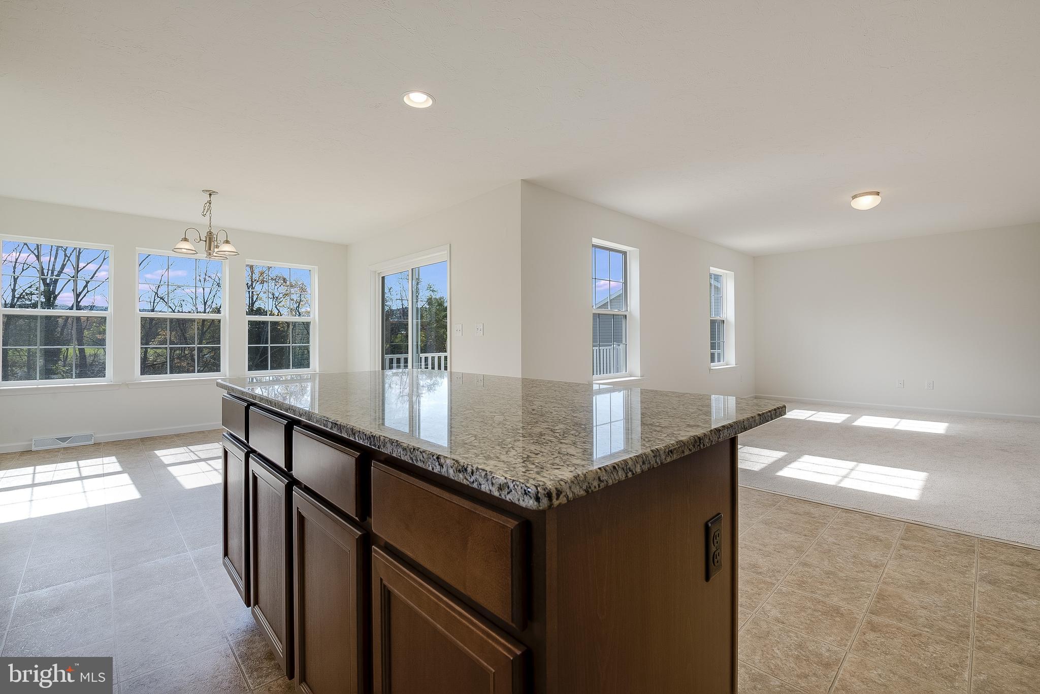 2661 VICTORIAN DRIVE LOT 61