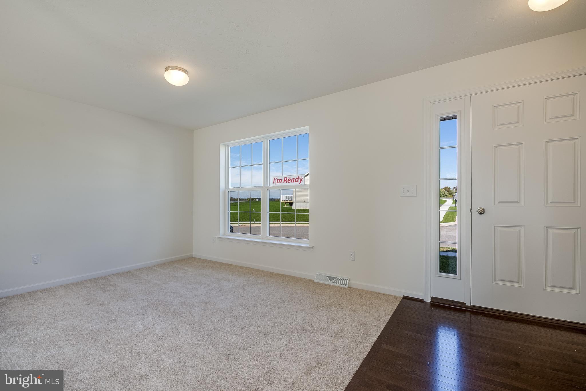 KINGS COURT AT BROWNSTONE - Residential