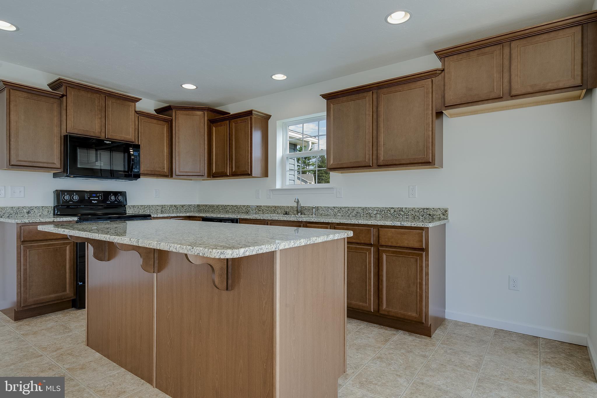 2661 VICTORIAN DRIVE LOT 61