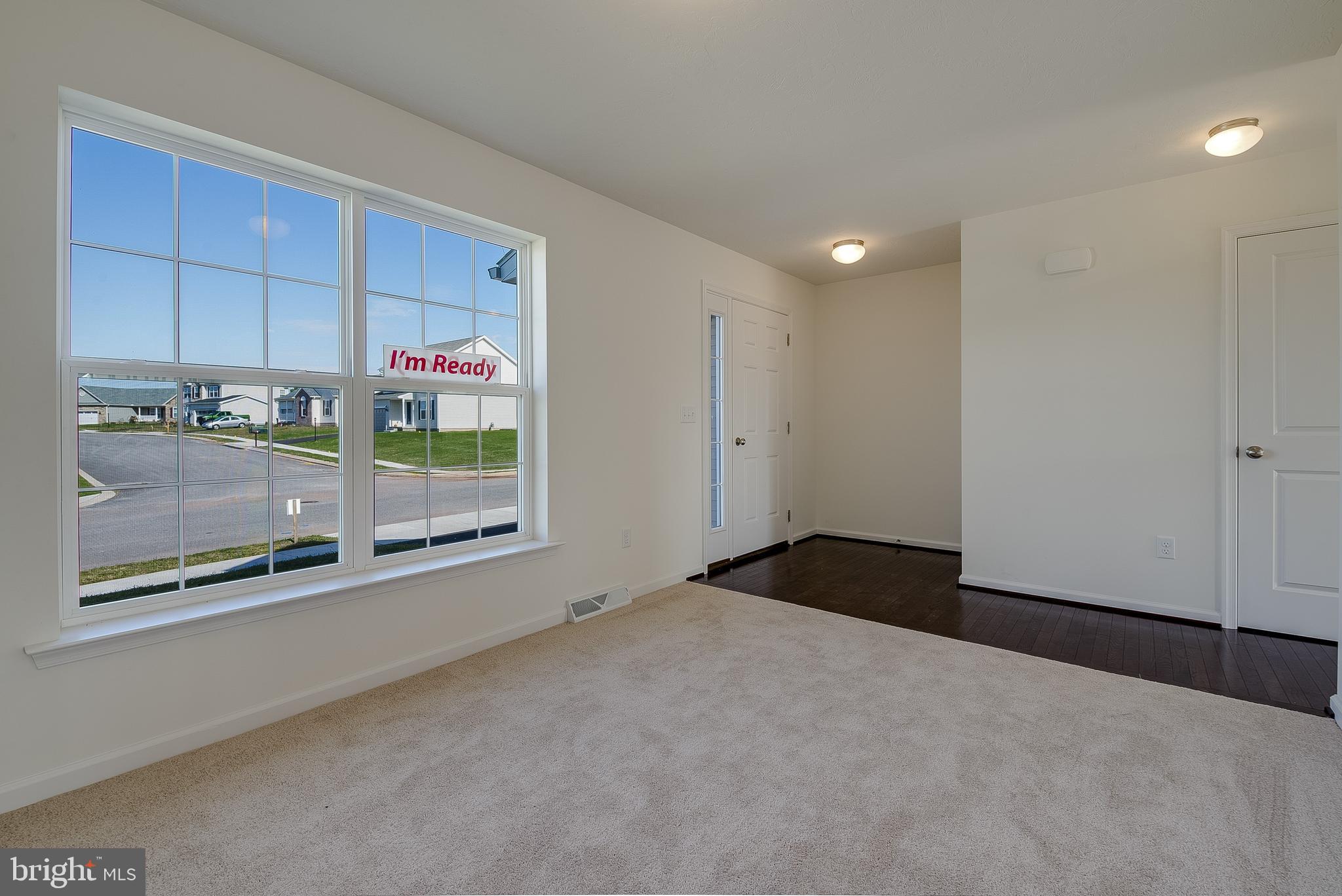 KINGS COURT AT BROWNSTONE - Residential