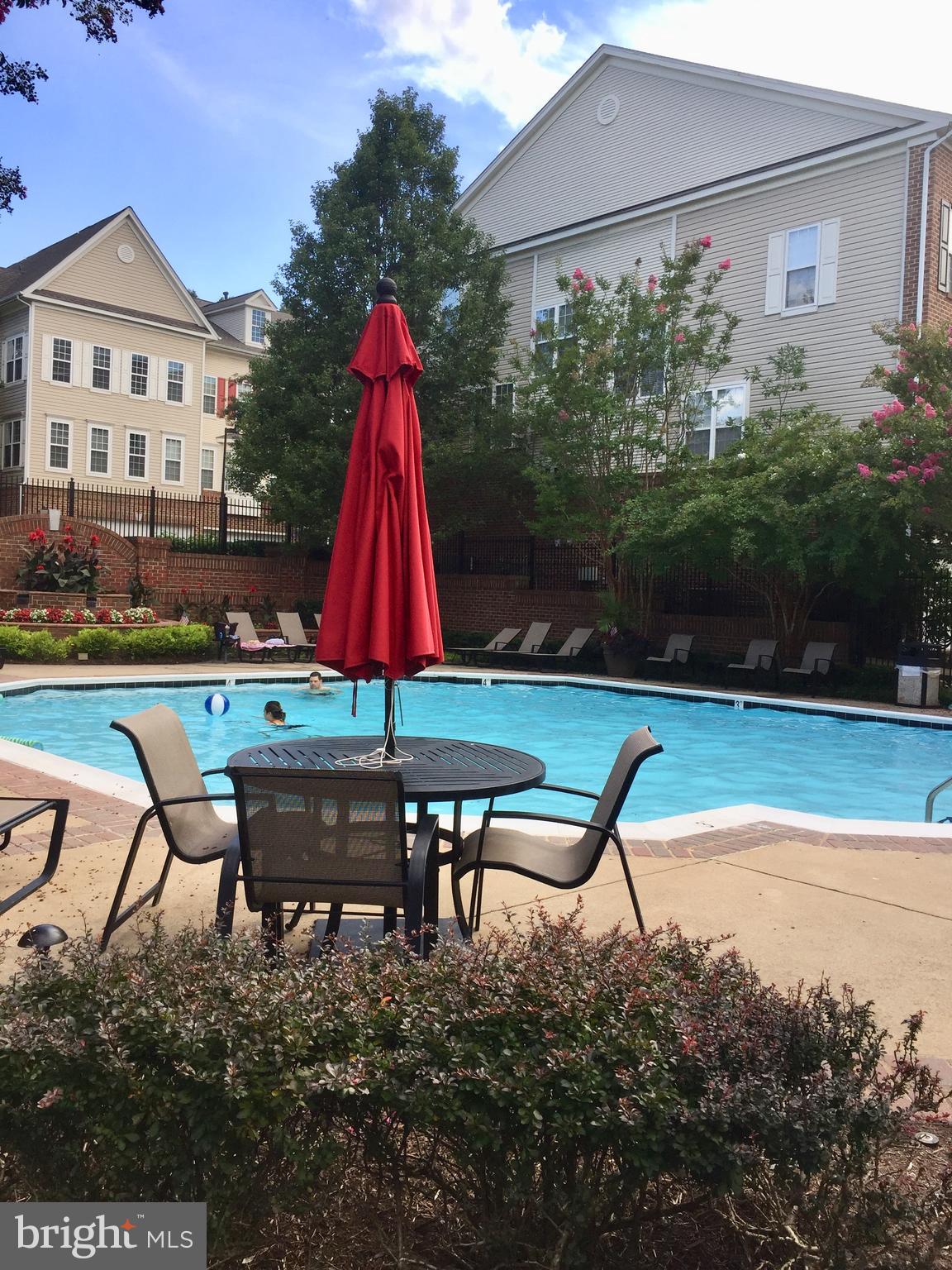 HIGH POINTE AT JEFFERSON PARK - Residential Lease