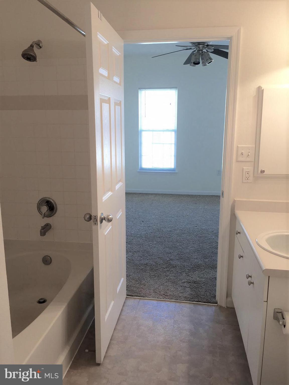 HIGH POINTE AT JEFFERSON PARK - Residential Lease