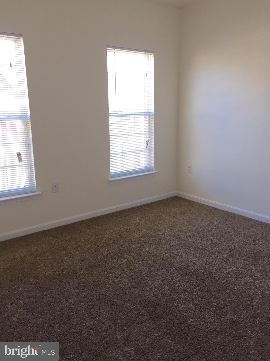 HIGH POINTE AT JEFFERSON PARK - Residential Lease