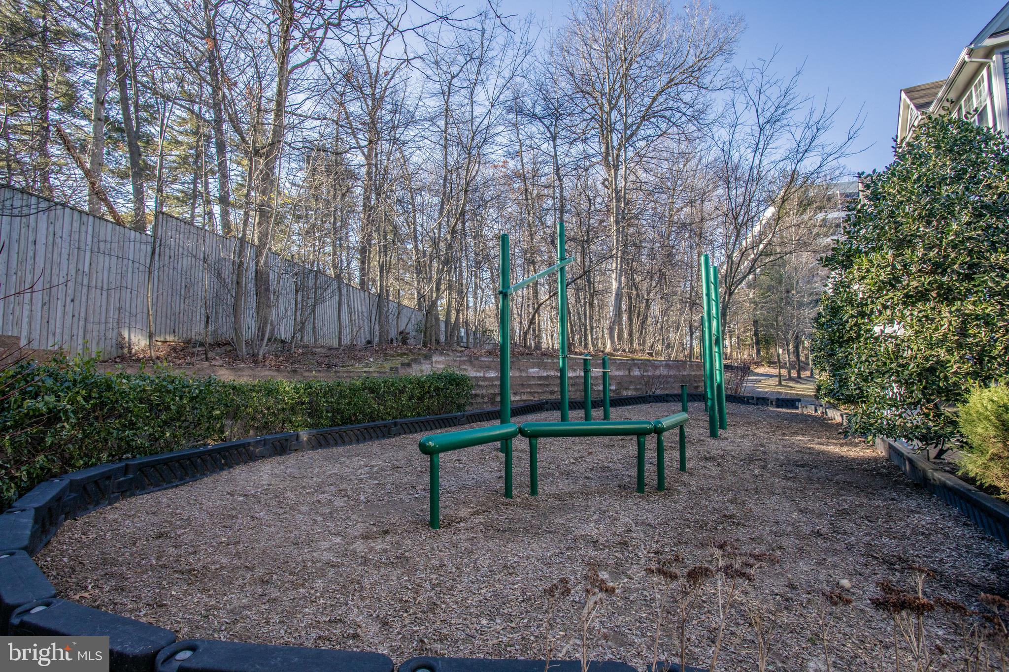 HIGH POINTE AT JEFFERSON PARK - Residential Lease