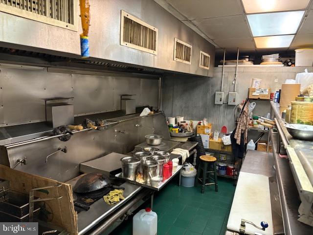 13727 COASTAL HIGHWAY