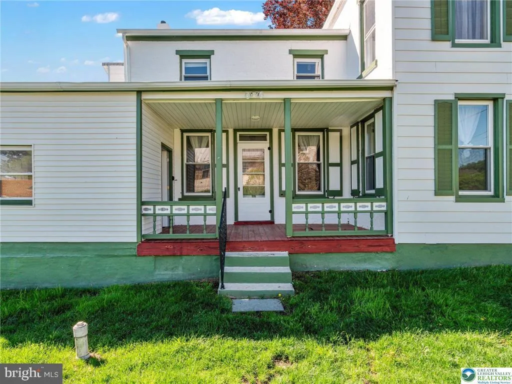 Lyon Station, Pennsylvania 19536, United States, 4 Bedrooms Bedrooms, ,2 BathroomsBathrooms,Residential,Active,157396