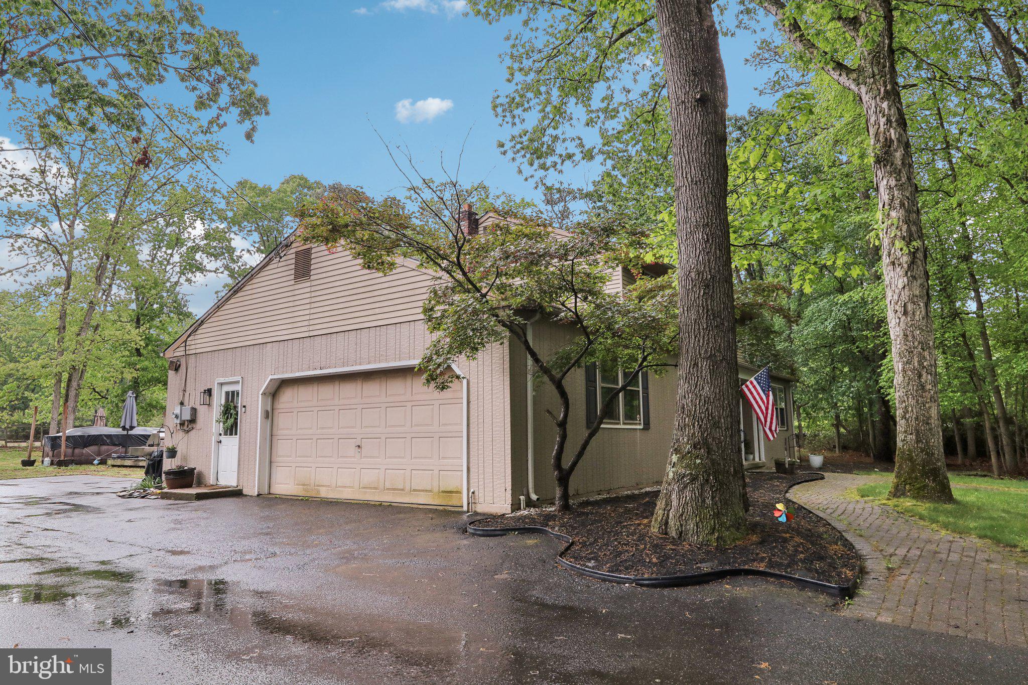 595 TABERNACLE ROAD