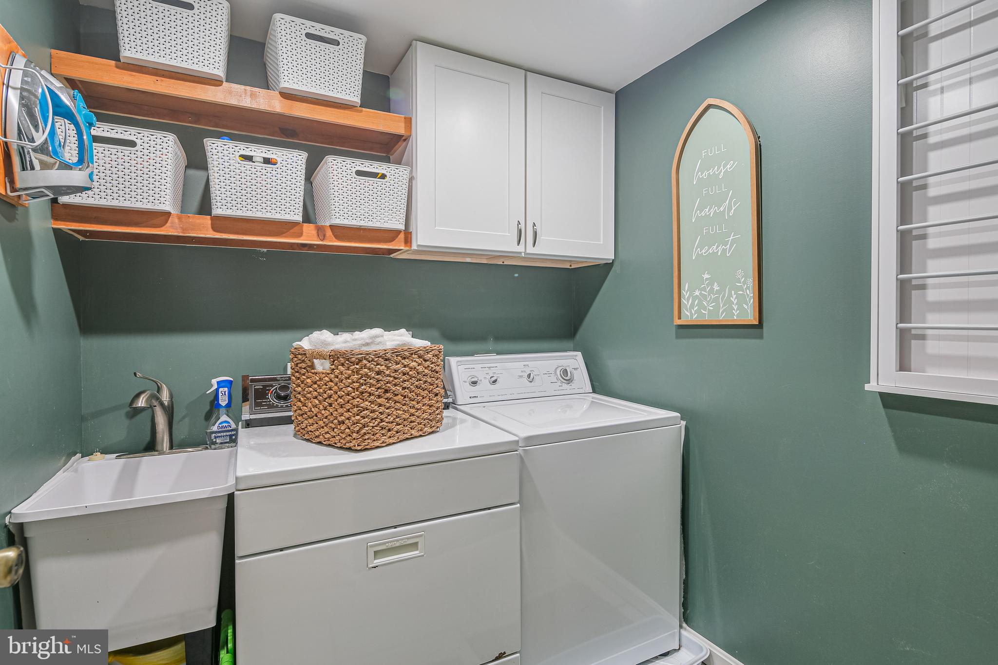 CENTENNIAL MANOR - Residential