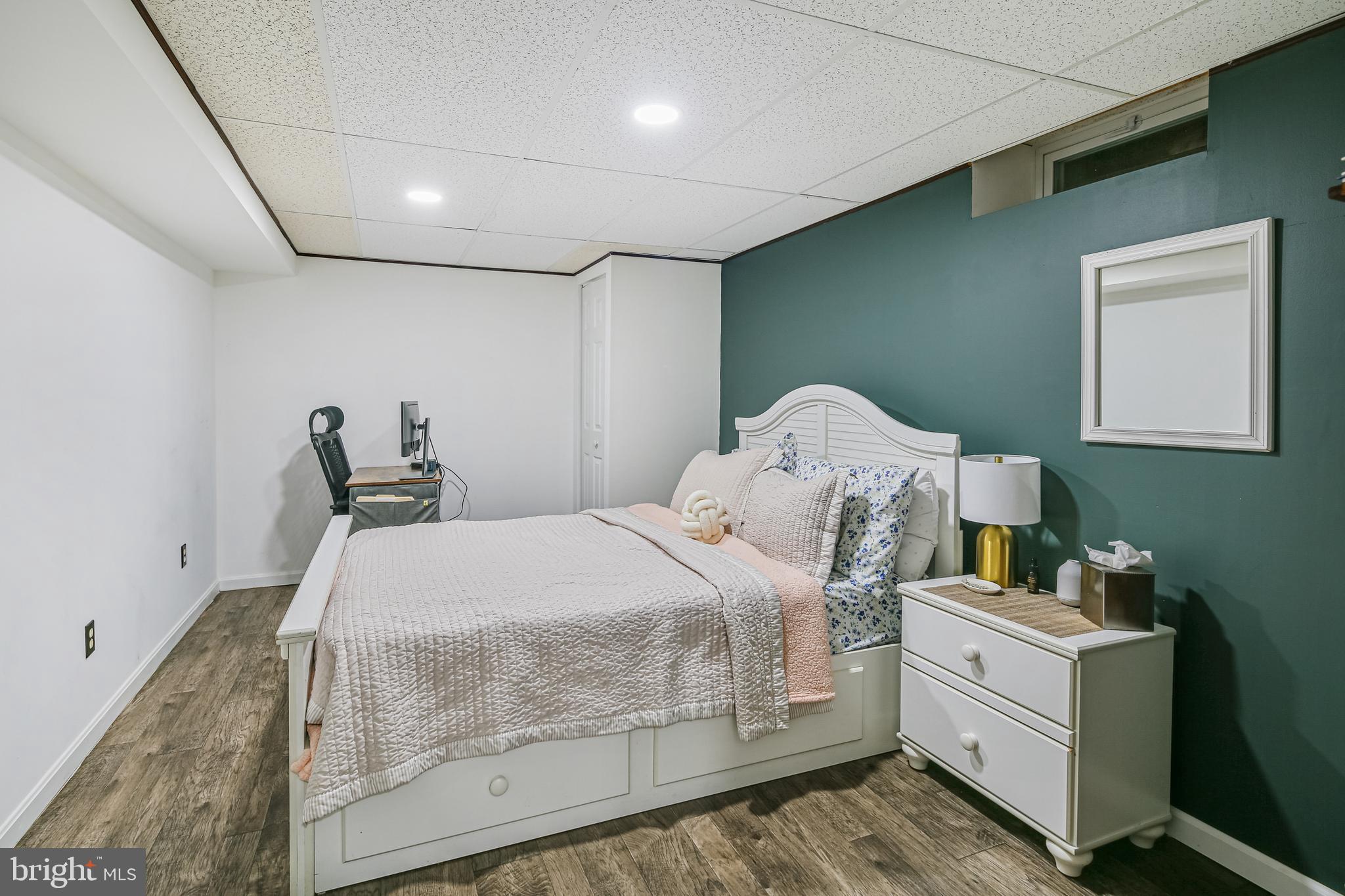 CENTENNIAL MANOR - Residential