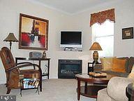 PIERSIDE AT HARBORVIEW - Residential Lease