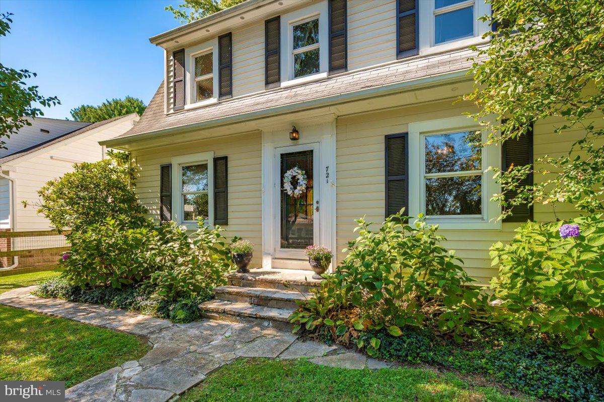 721 CENTRAL AVENUE