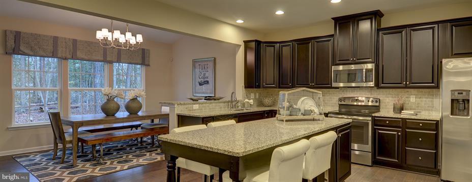 STRAY WINDS FARM - Residential