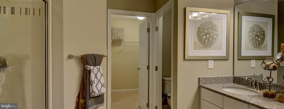 STRAY WINDS FARM - Residential