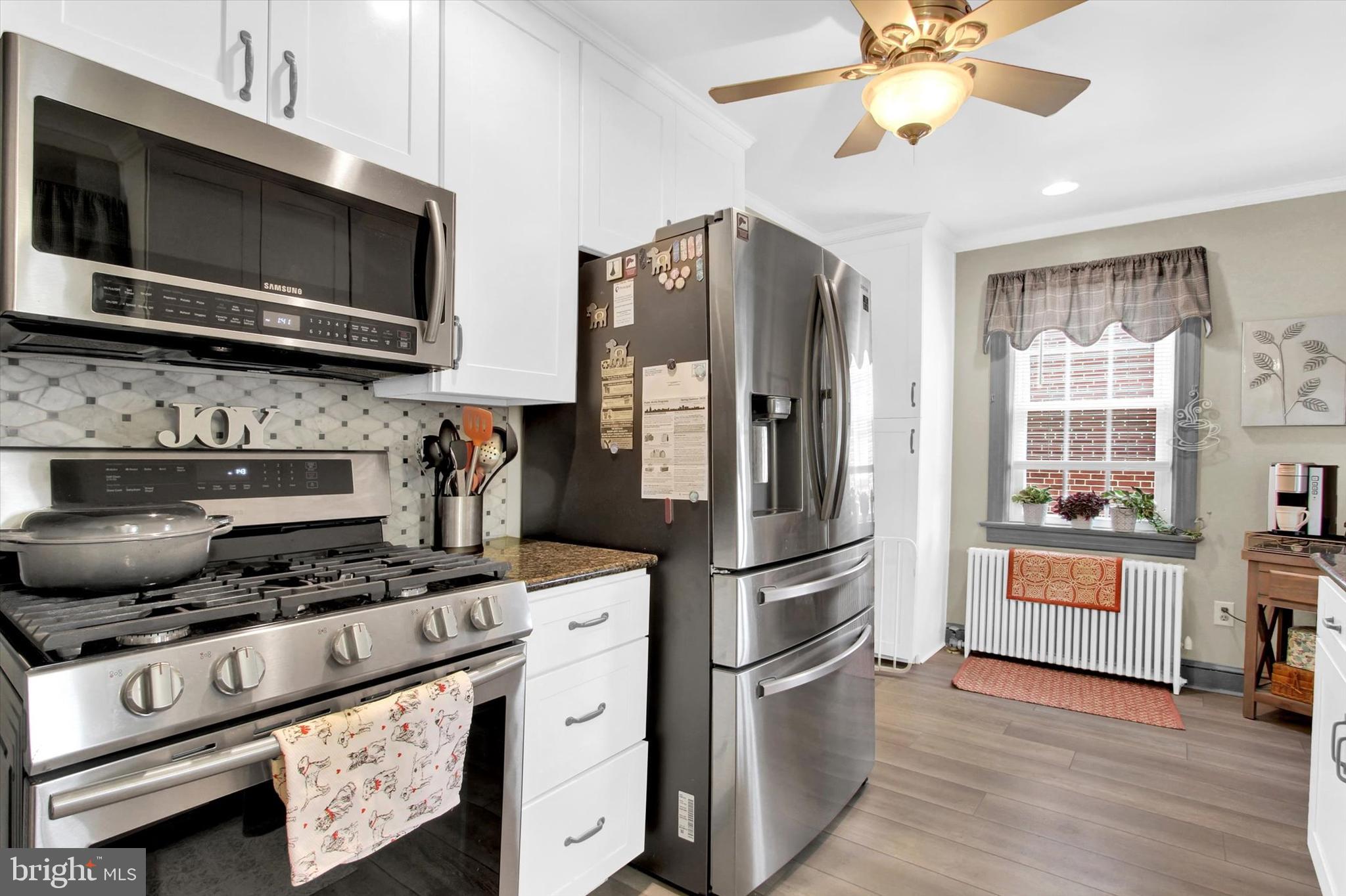 THE AVENUES - Residential