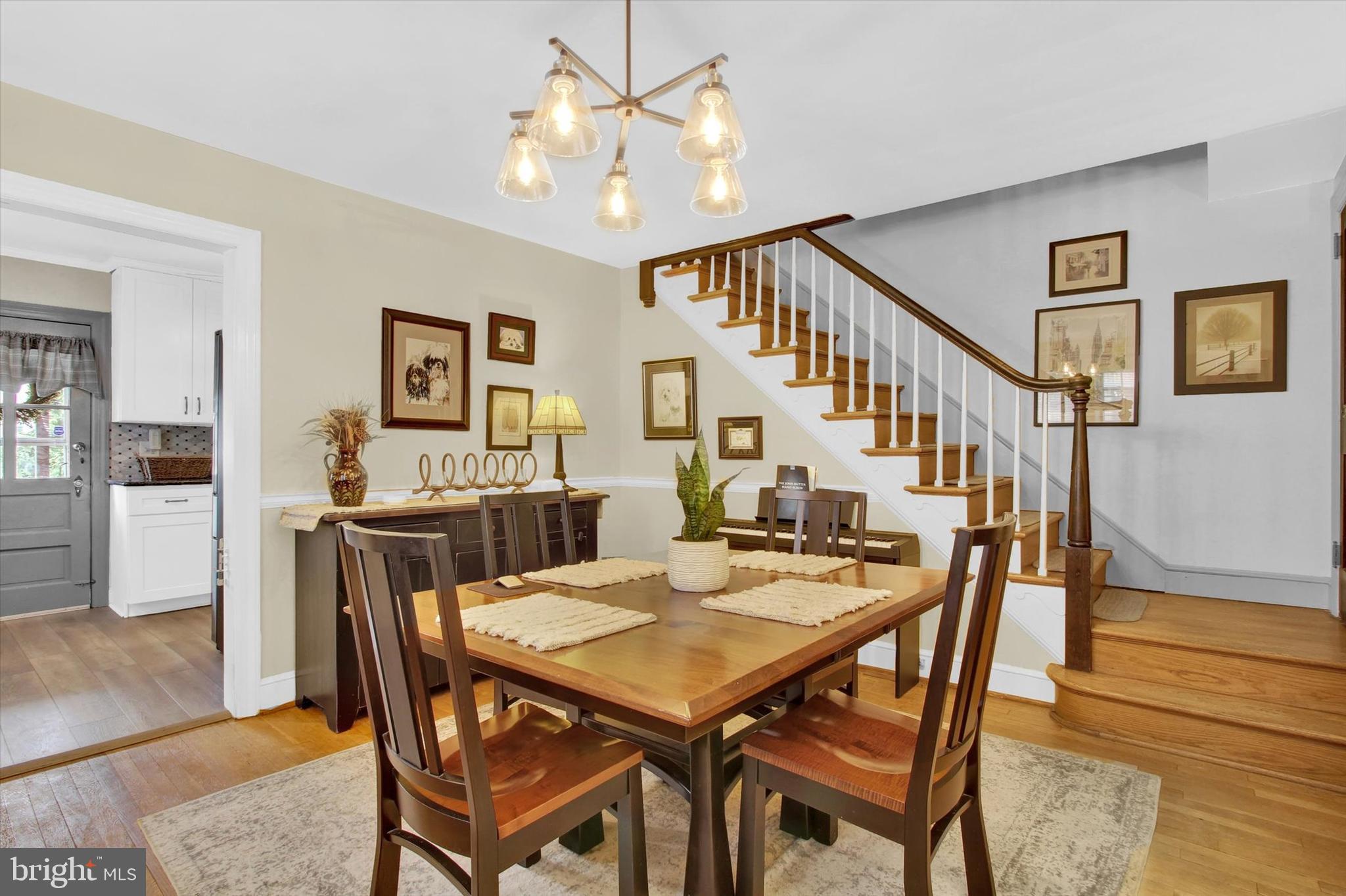 THE AVENUES - Residential