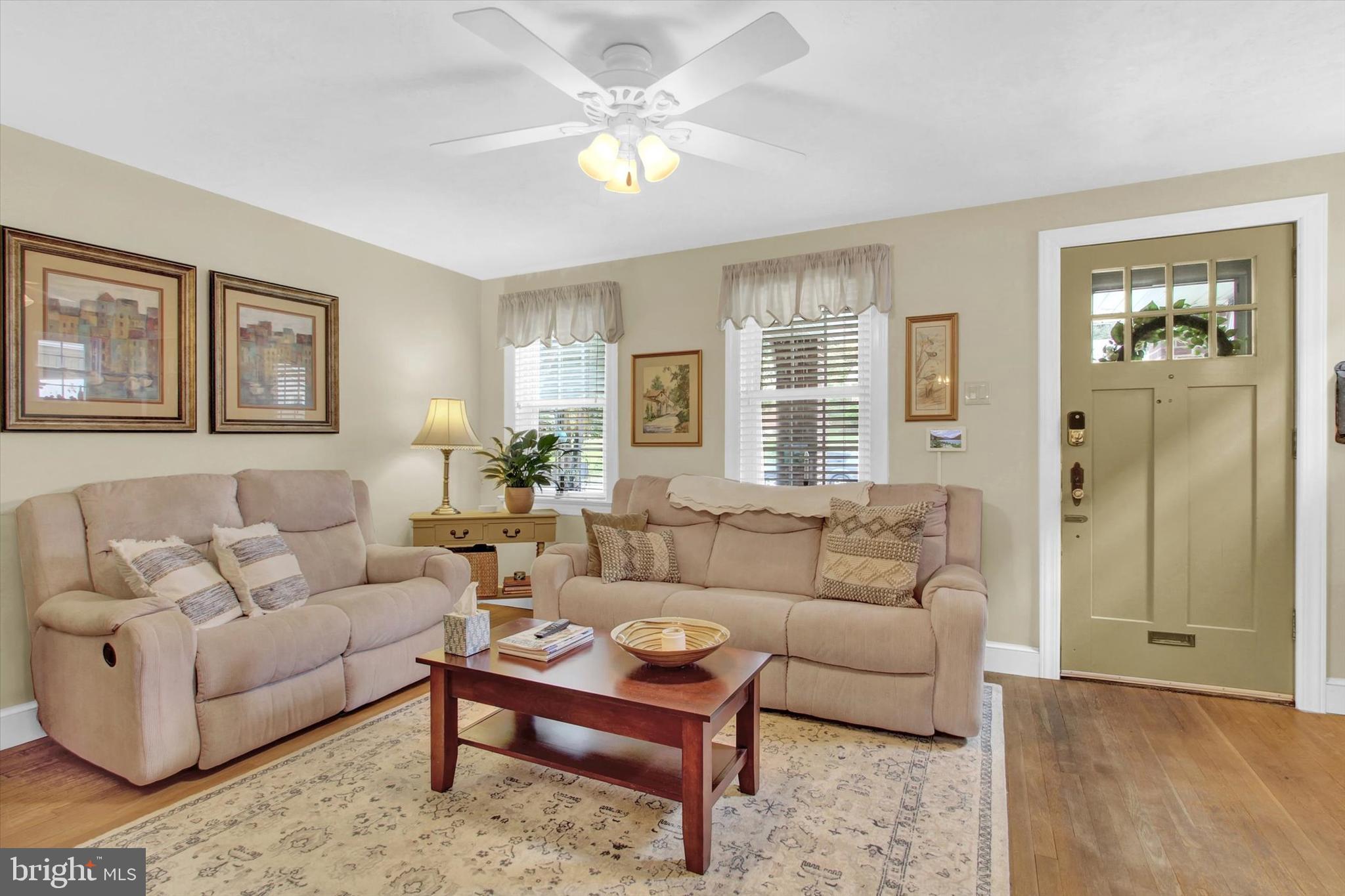 THE AVENUES - Residential