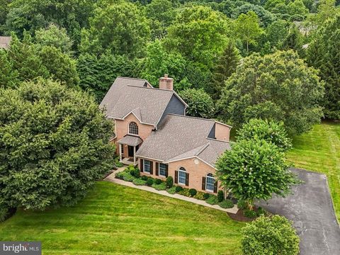 2 HURLINGHAM CT PIKESVILLE MD 21208