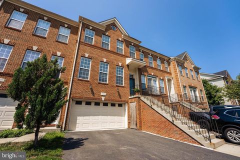 41853 CINNABAR SQUARE ALDIE VA 20105
