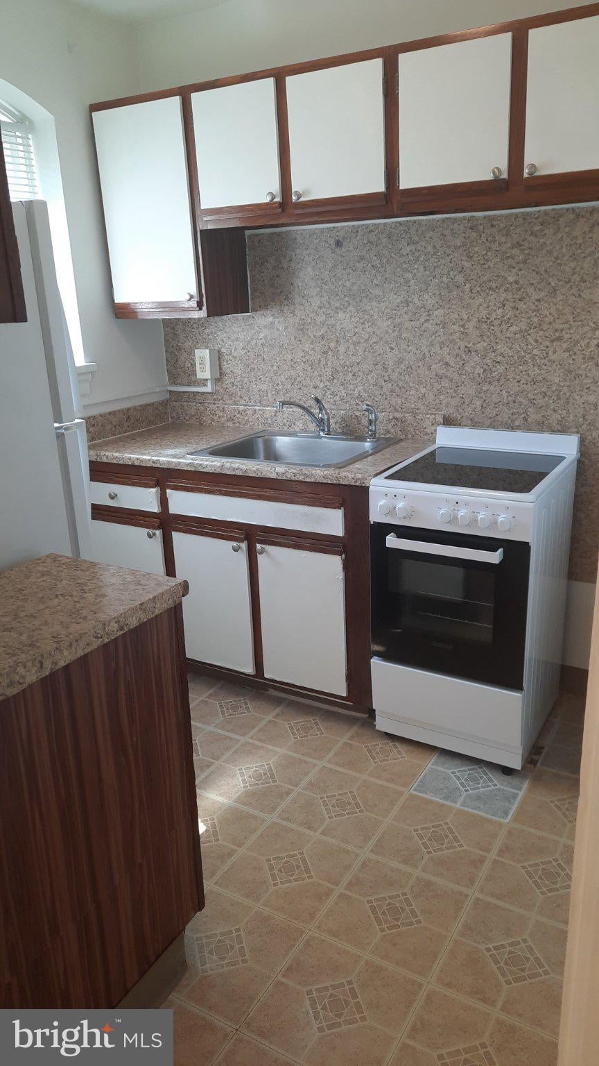 12 S FILBERT STREET C14