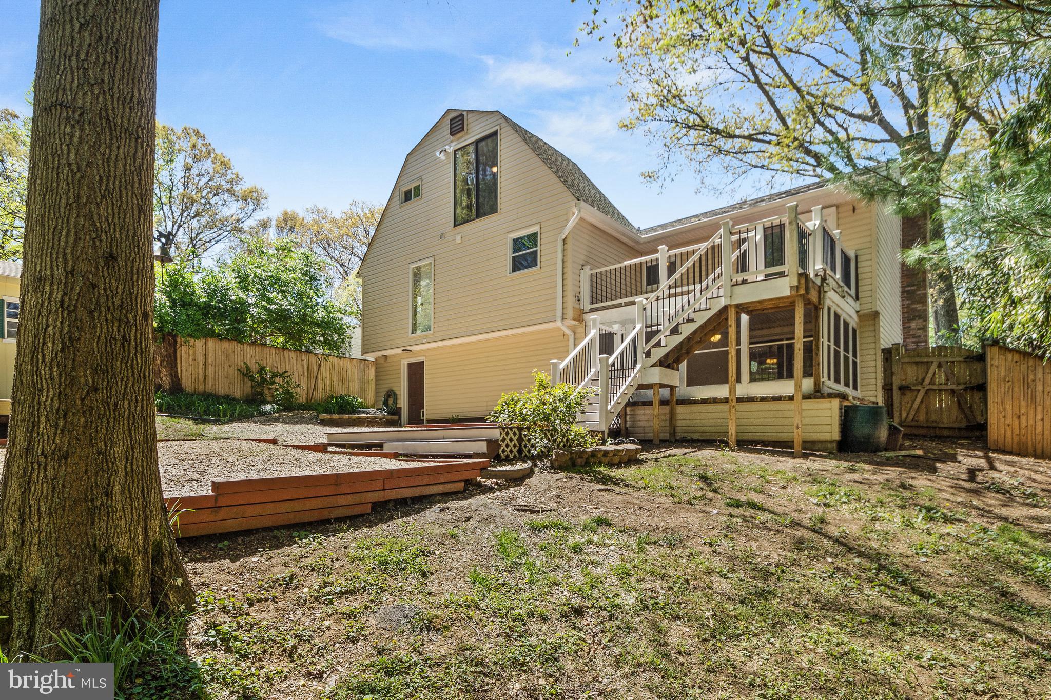 CAPE ST CLAIRE - Residential