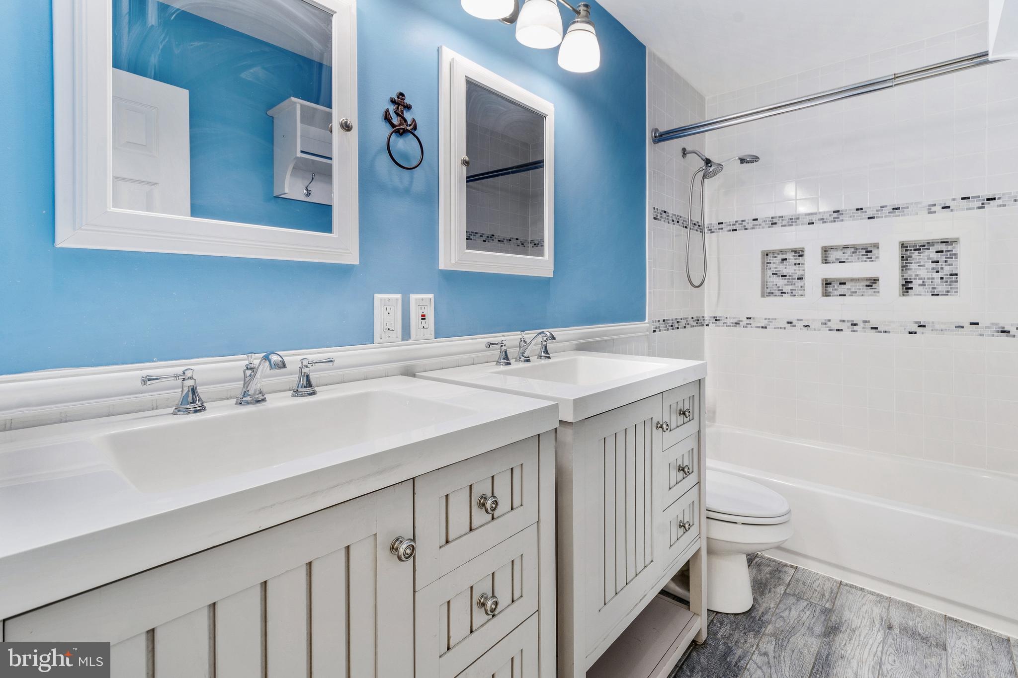 CAPE ST CLAIRE - Residential