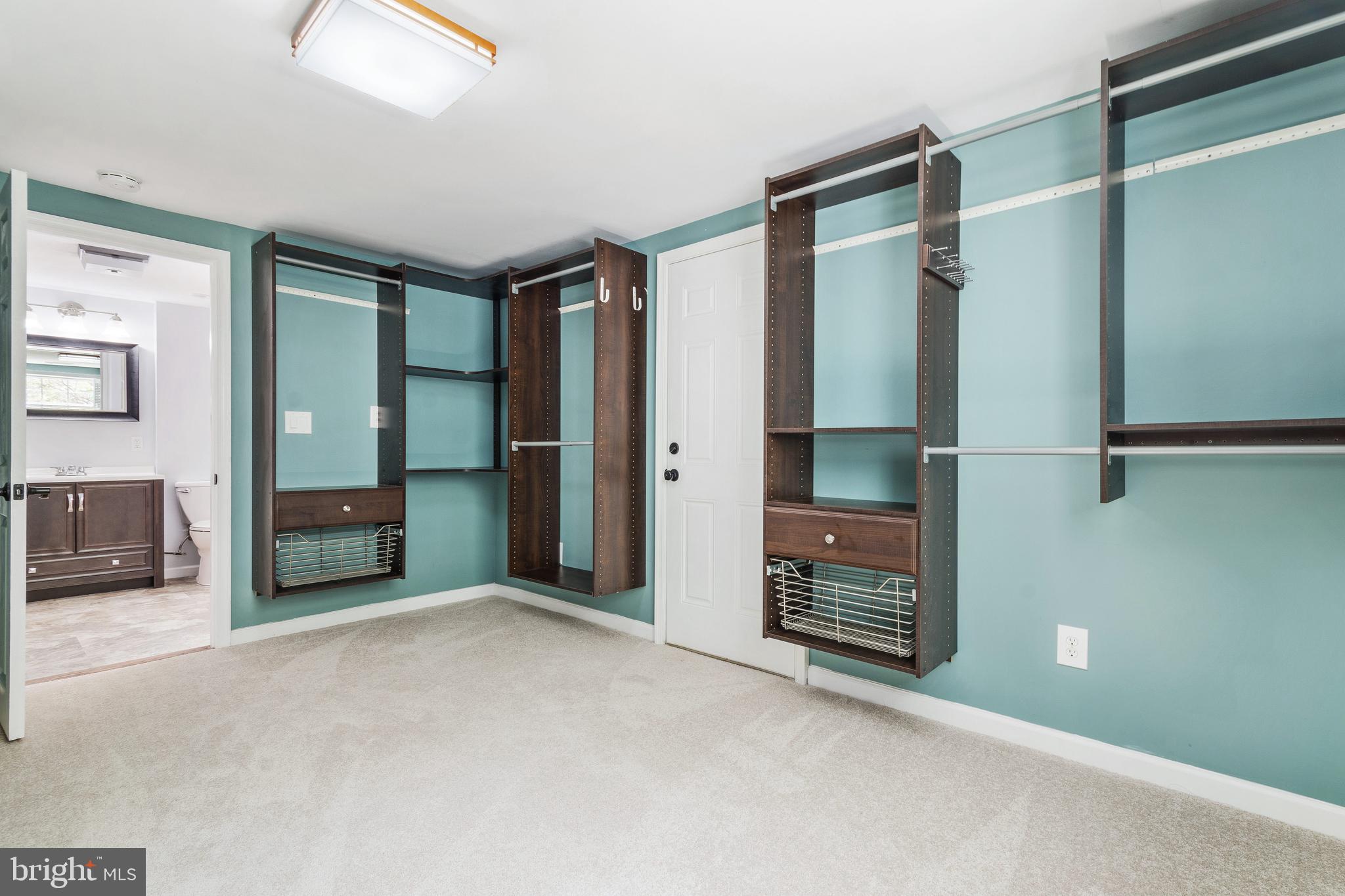 CAPE ST CLAIRE - Residential