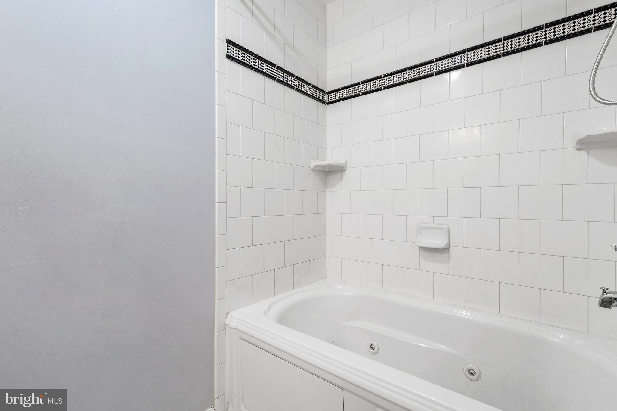 CAPE ST CLAIRE - Residential