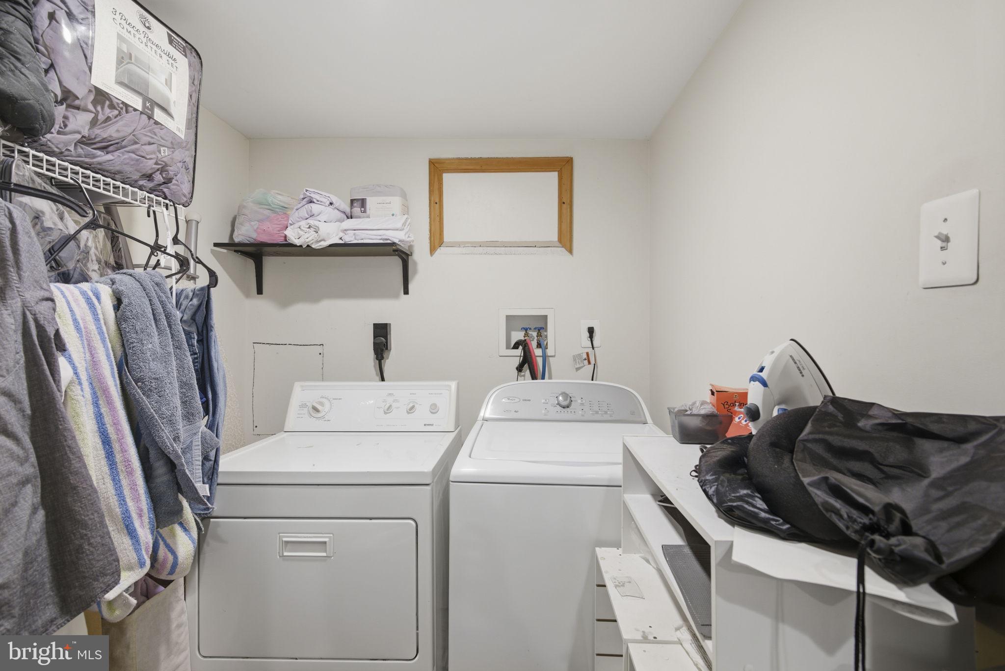 HARFORD TOWN - Residential