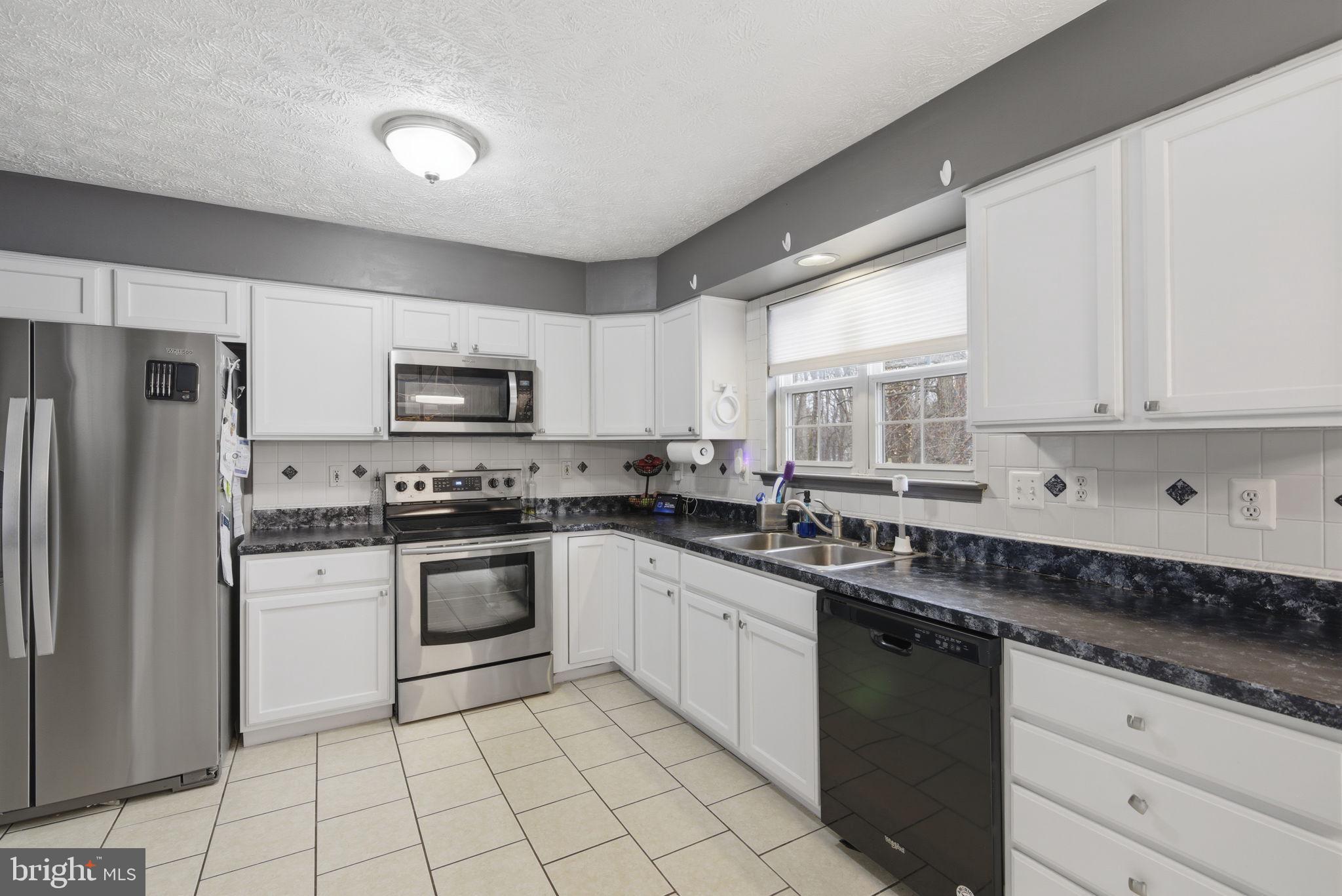 HARFORD TOWN - Residential