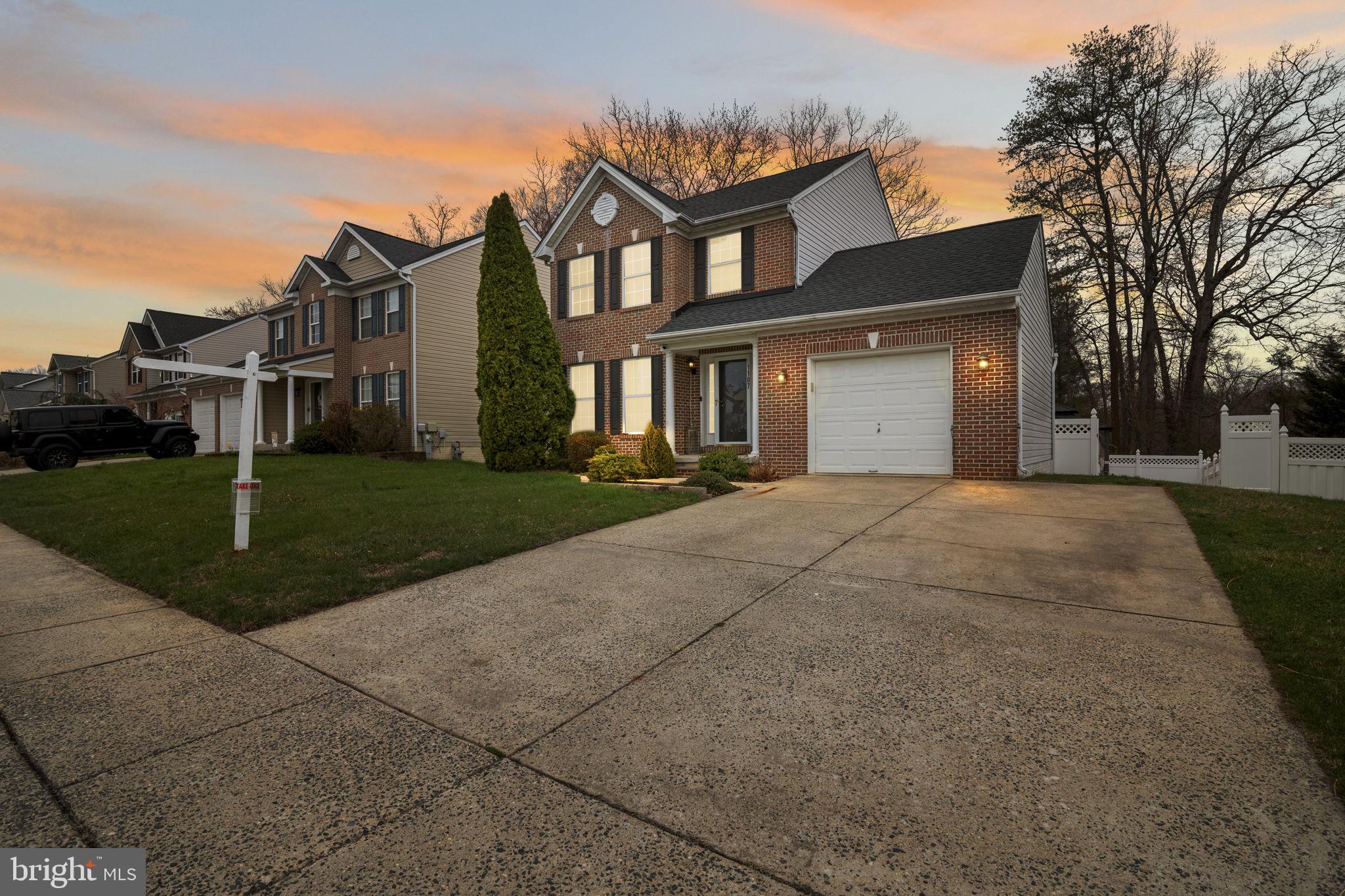 HARFORD TOWN - Residential